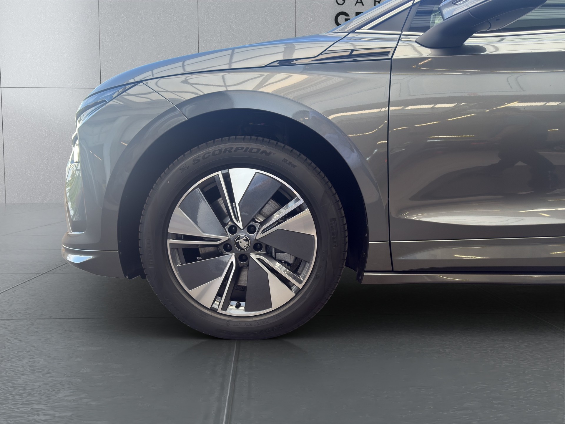 SKODA Enyaq 85x Dynamic 4x4-image-6