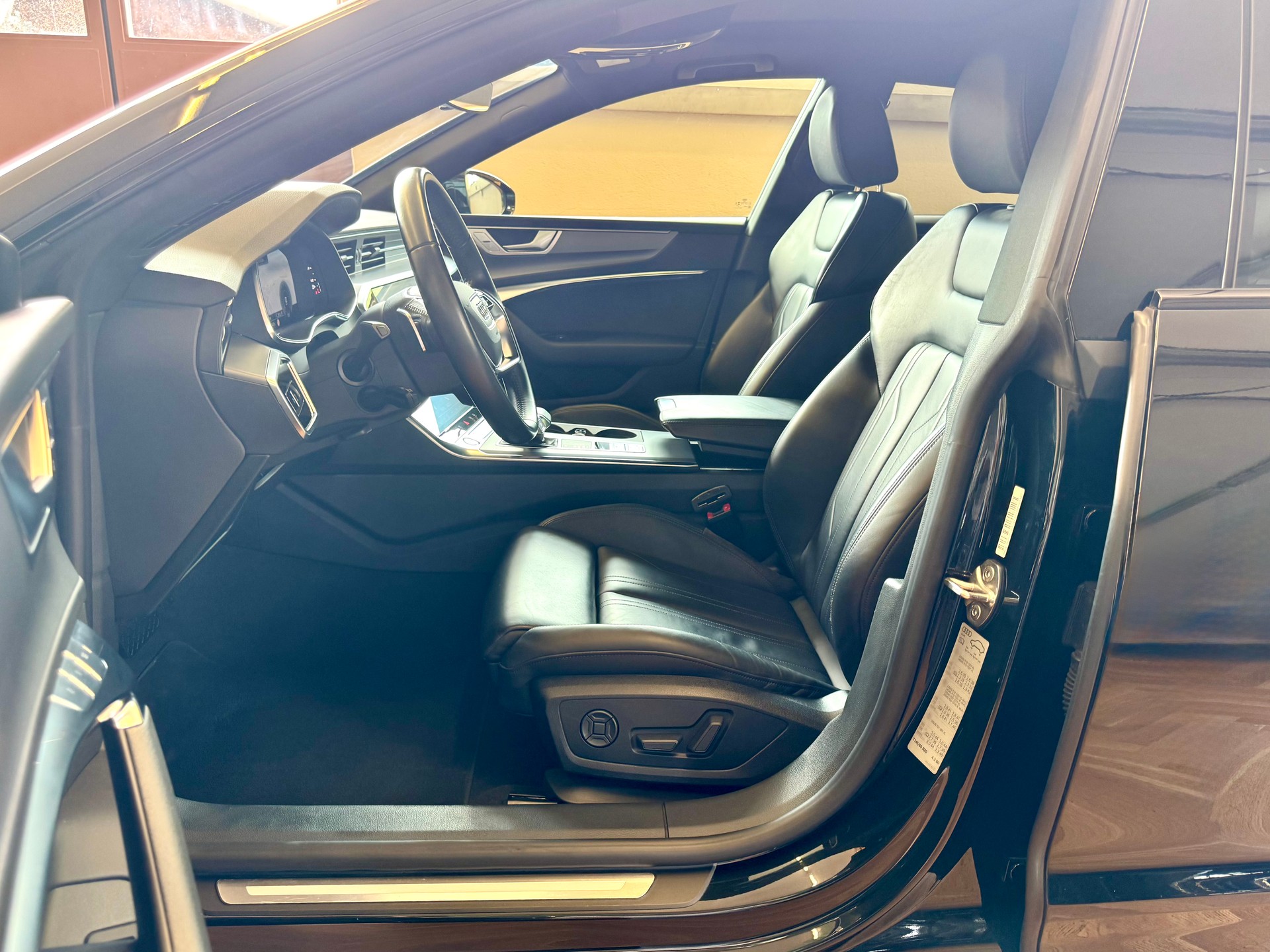 AUDI A7 Sportback 50 TDI quattro S-tronic-image-18