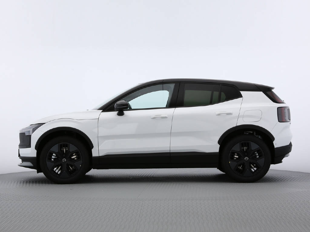 VOLVO EX 30 Cross Country P8 Ultra AWD-image-7