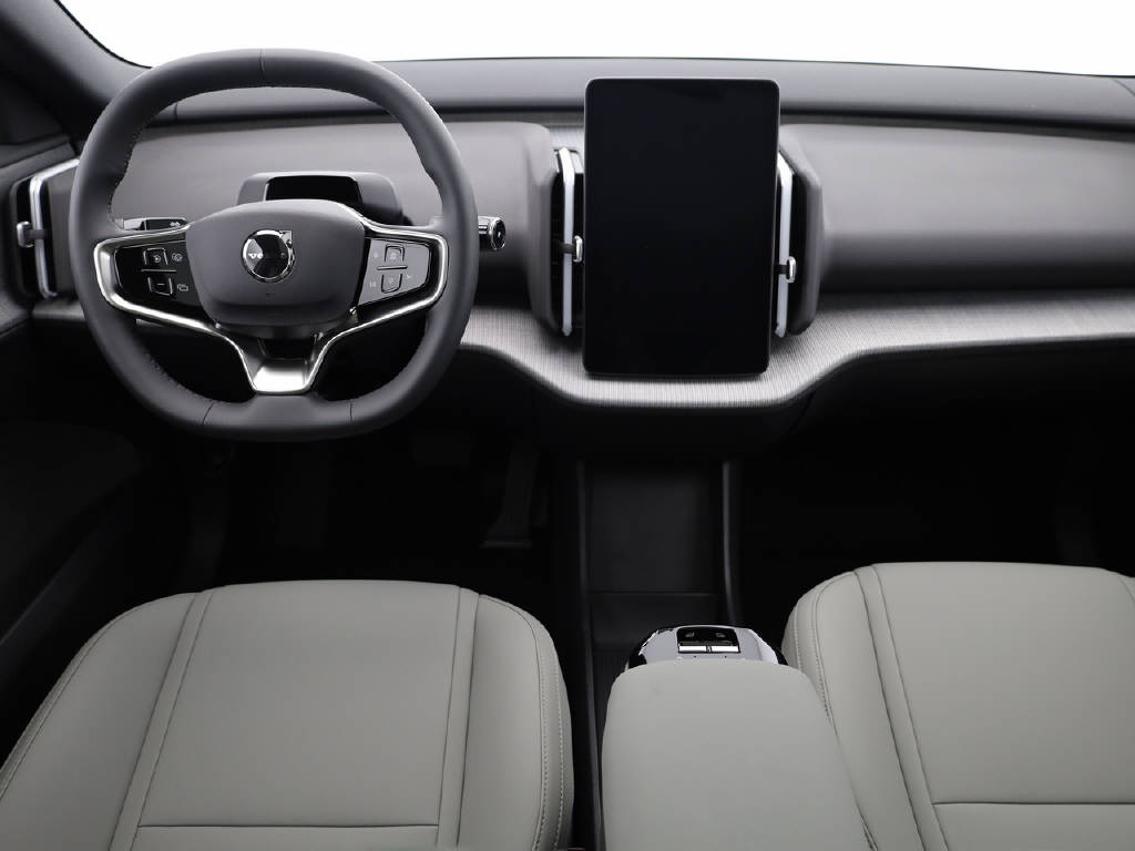 VOLVO EX 30 Cross Country P8 Ultra AWD-image-30