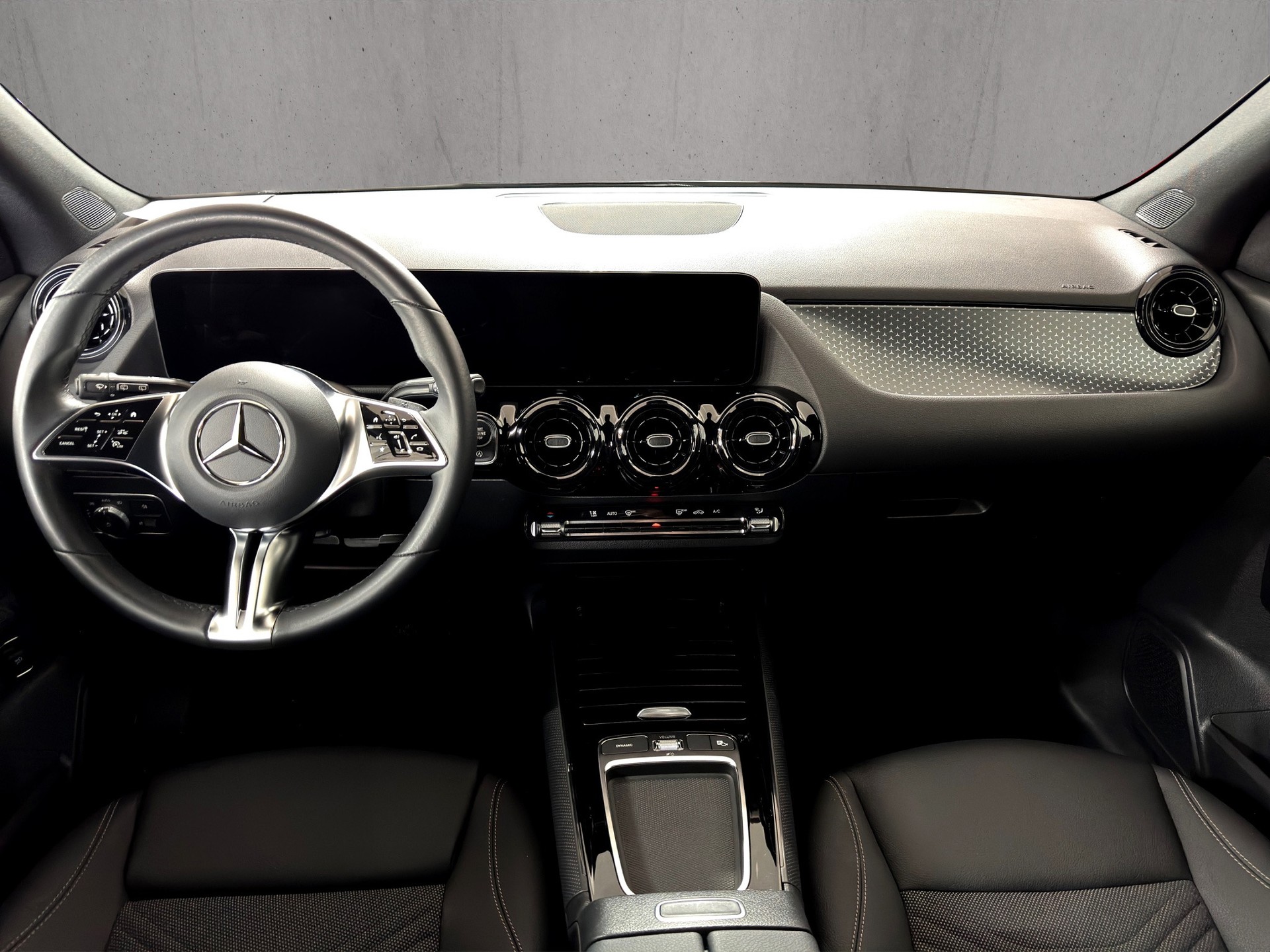MERCEDES-BENZ GLA 200 7G-DCT "Navi-RF.-Kamera-Digital Cockpit"-image-10