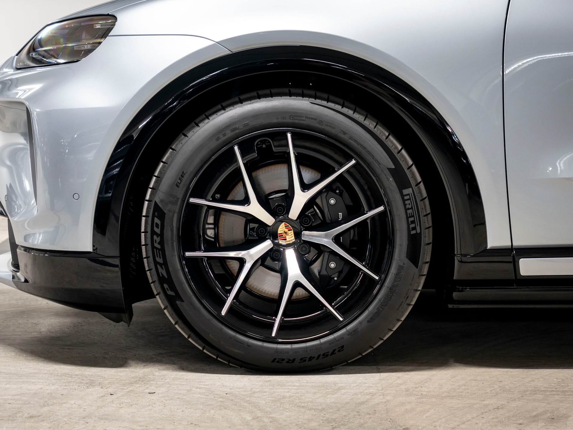 PORSCHE Cayenne Electric 113 kWh-image-7