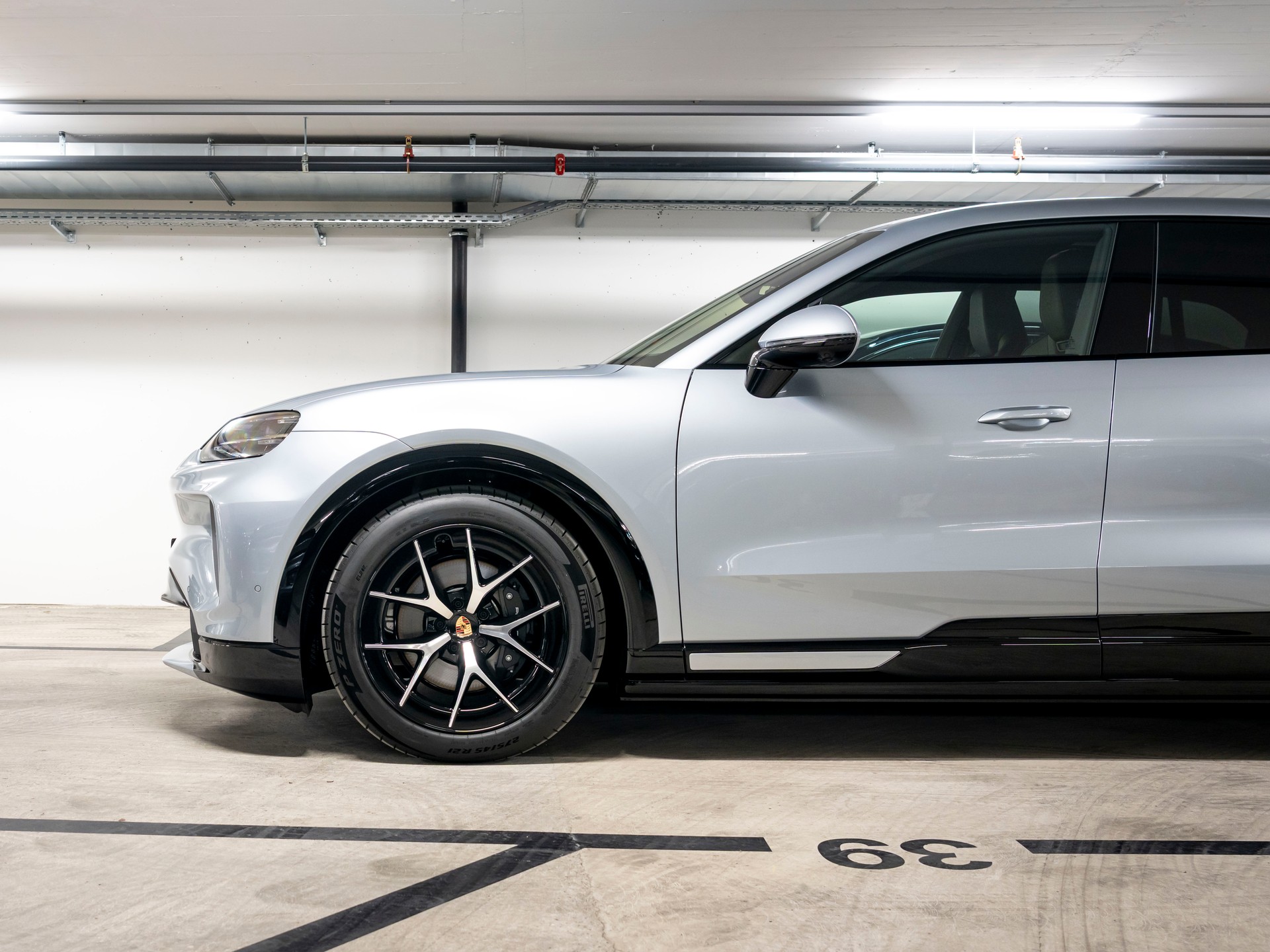 PORSCHE Cayenne Electric 113 kWh-image-5