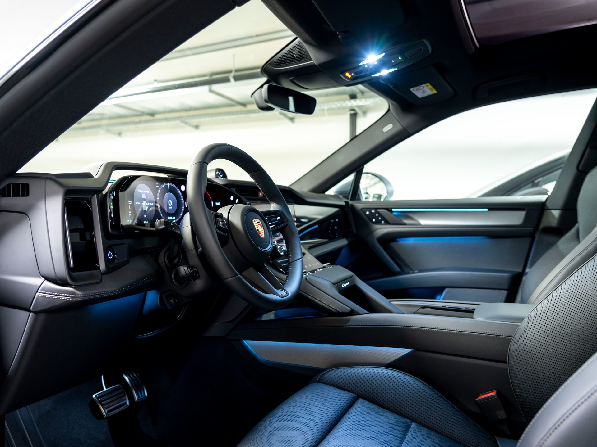 PORSCHE Cayenne Electric 113 kWh-image-12