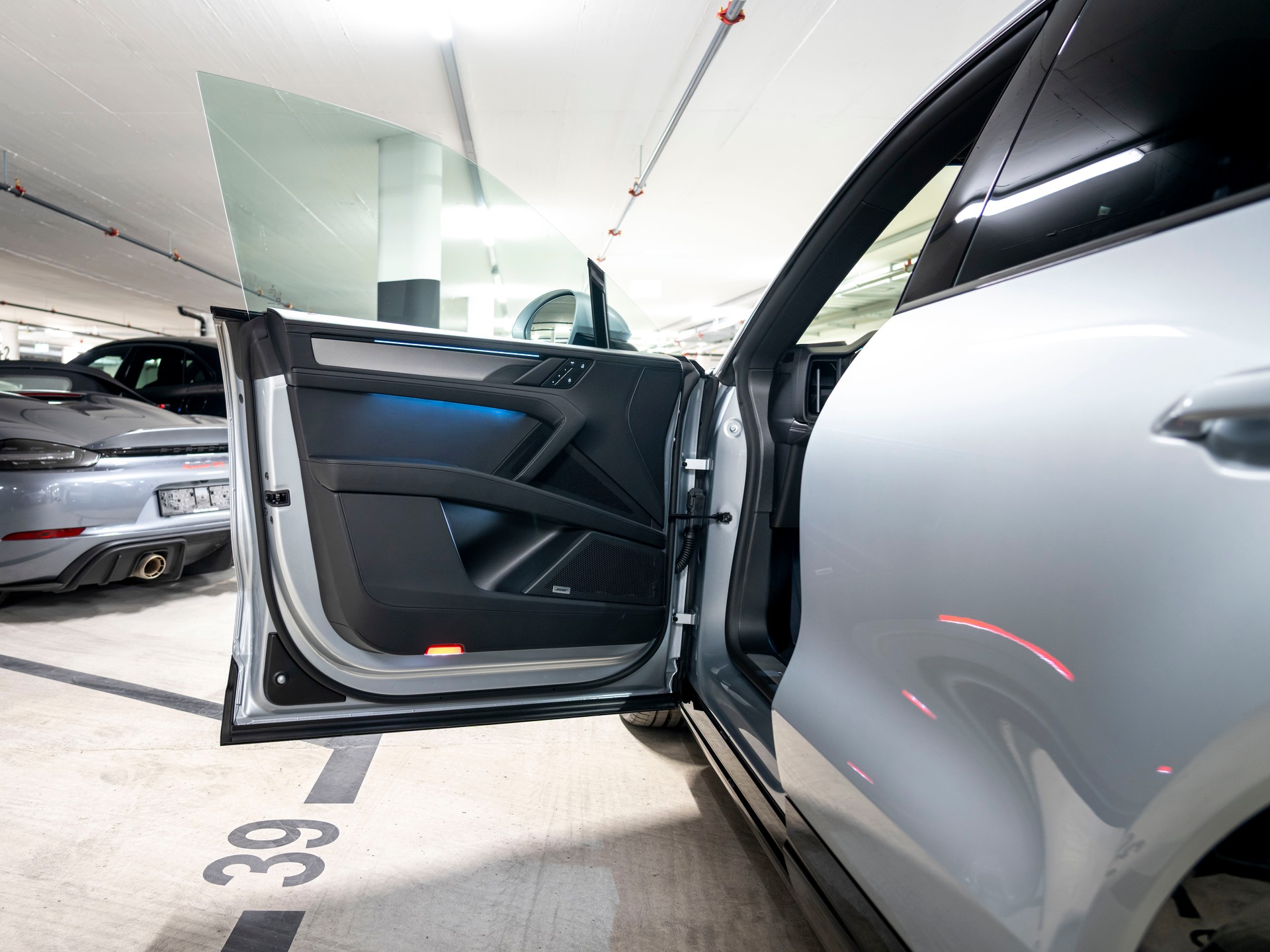 PORSCHE Cayenne Electric 113 kWh-image-22