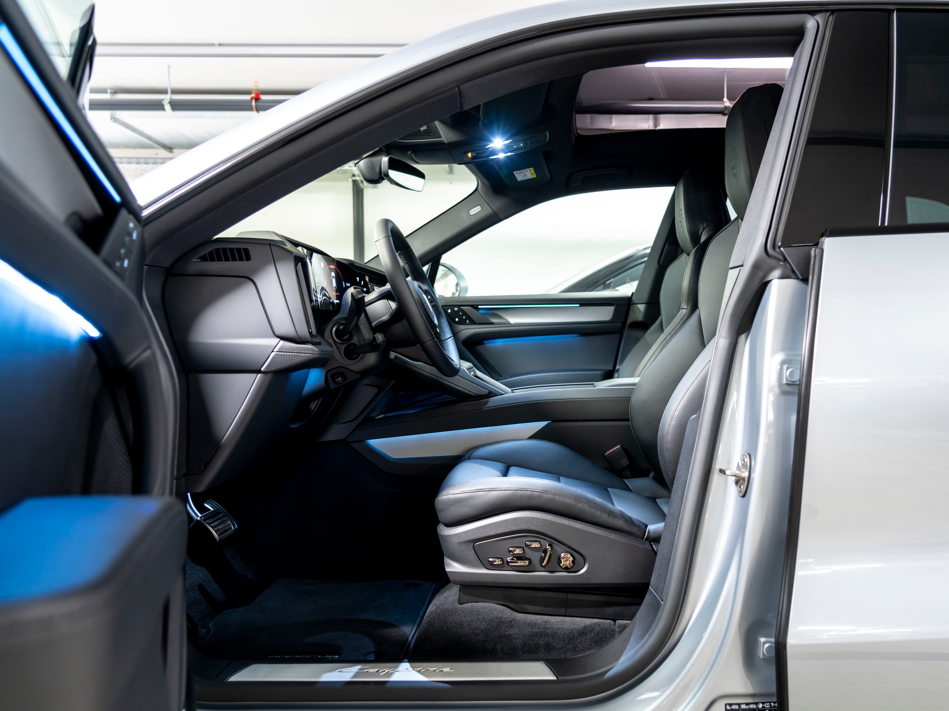 PORSCHE Cayenne Electric 113 kWh-image-10