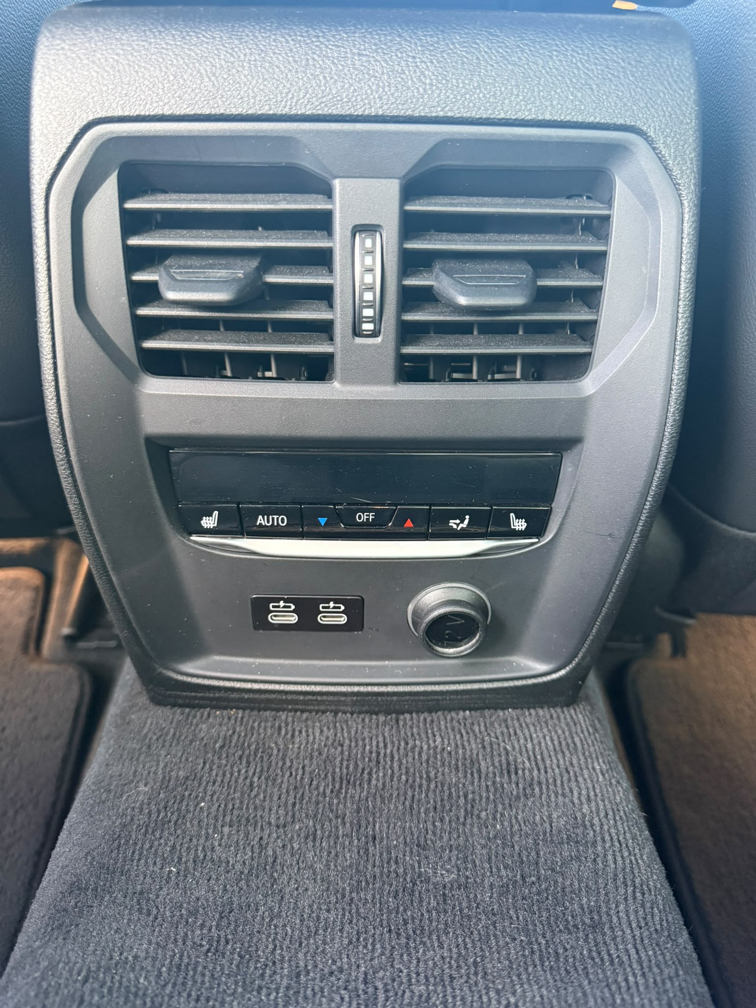 BMW M340i xDrive Steptronic-image-11