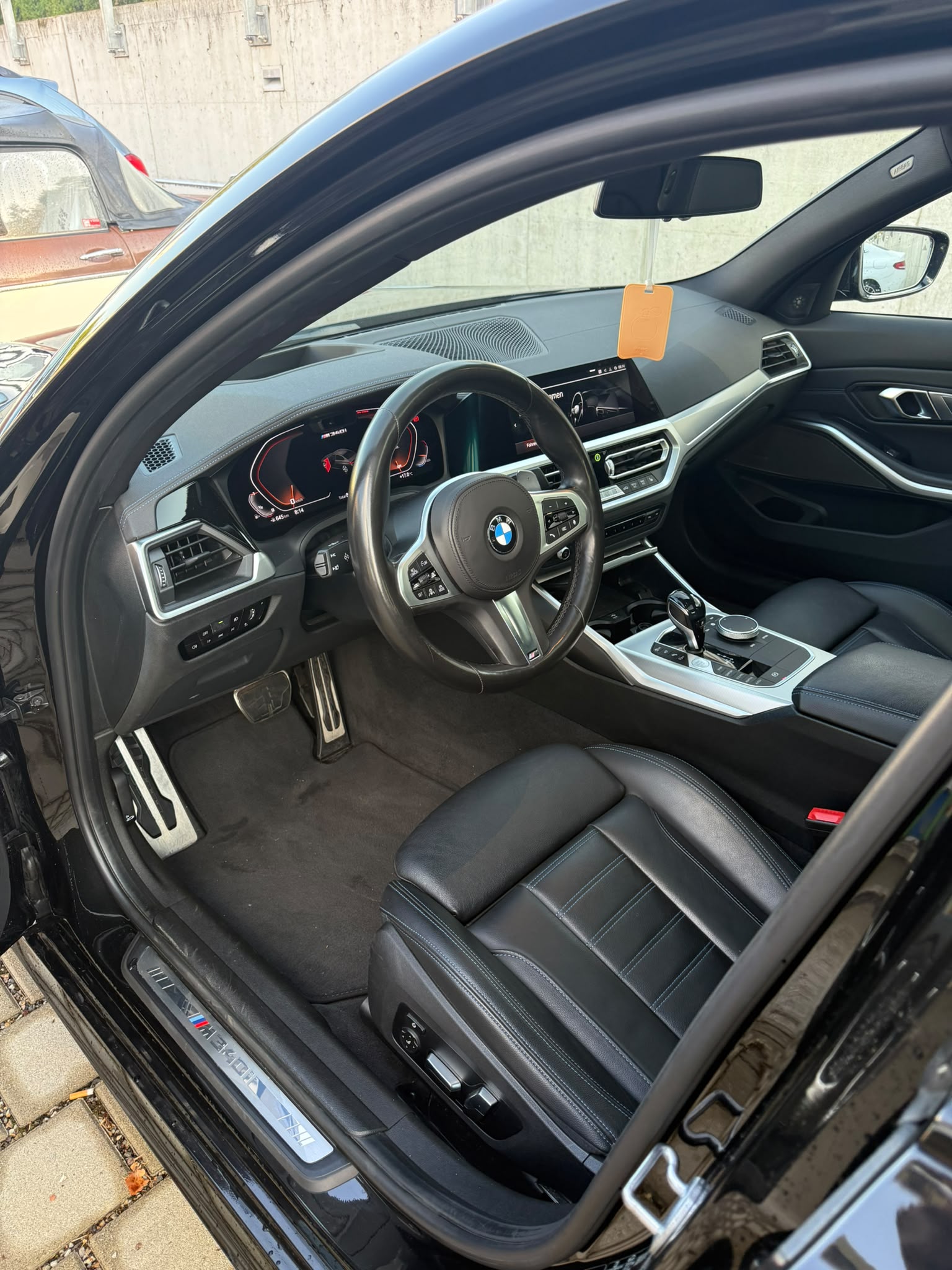 BMW M340i xDrive Steptronic-image-6