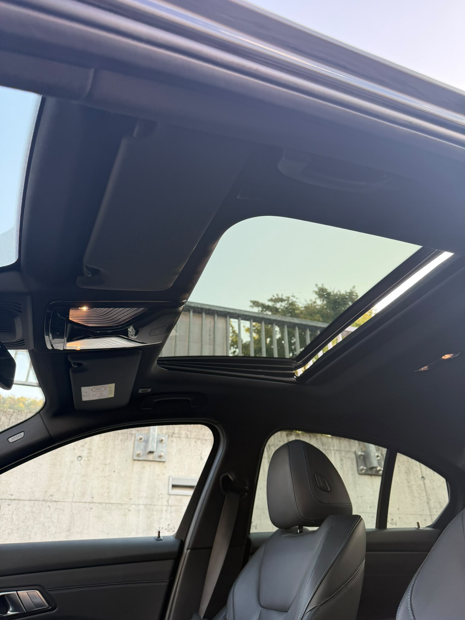 BMW M340i xDrive Steptronic-image-10