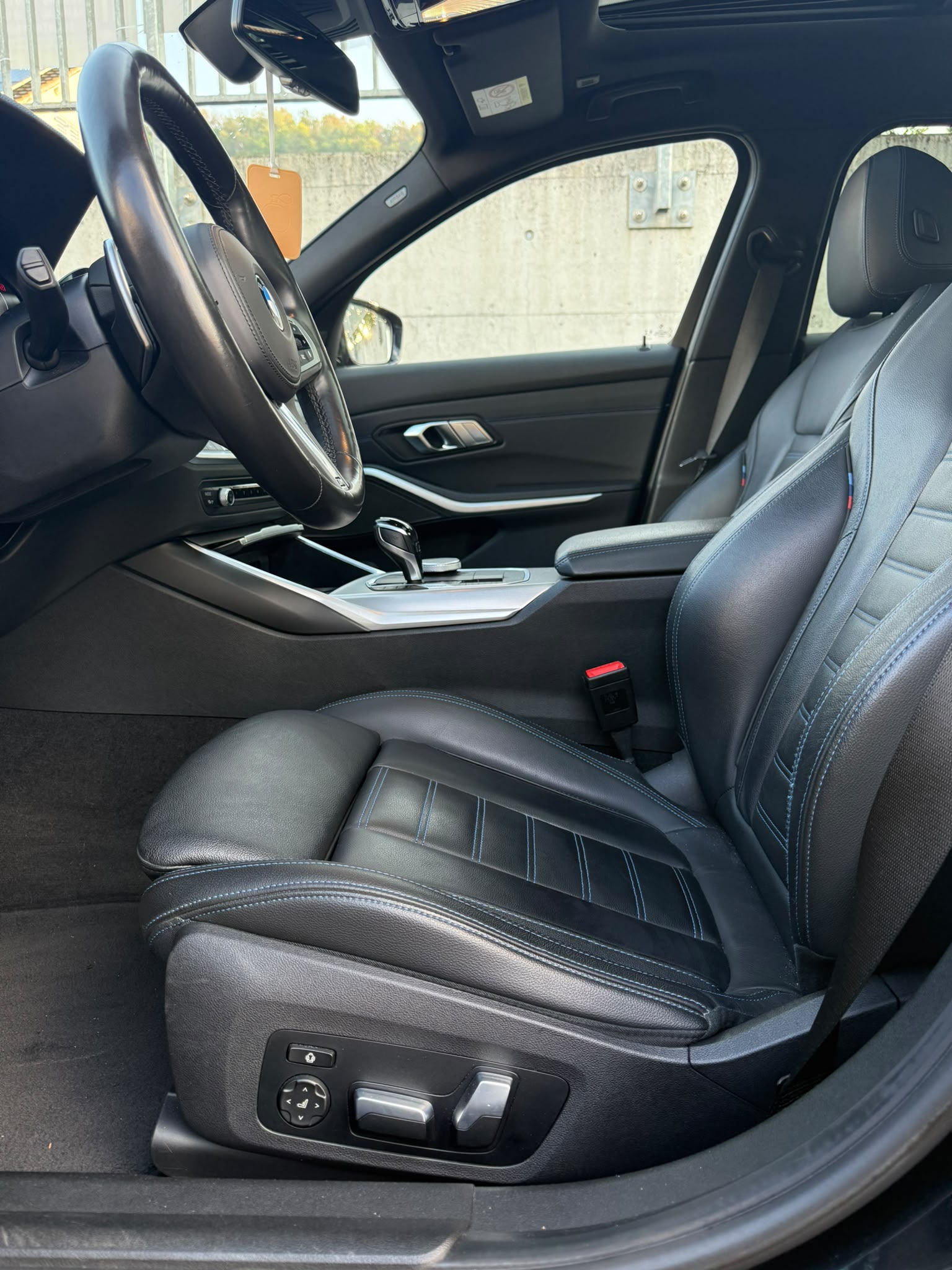 BMW M340i xDrive Steptronic-image-9