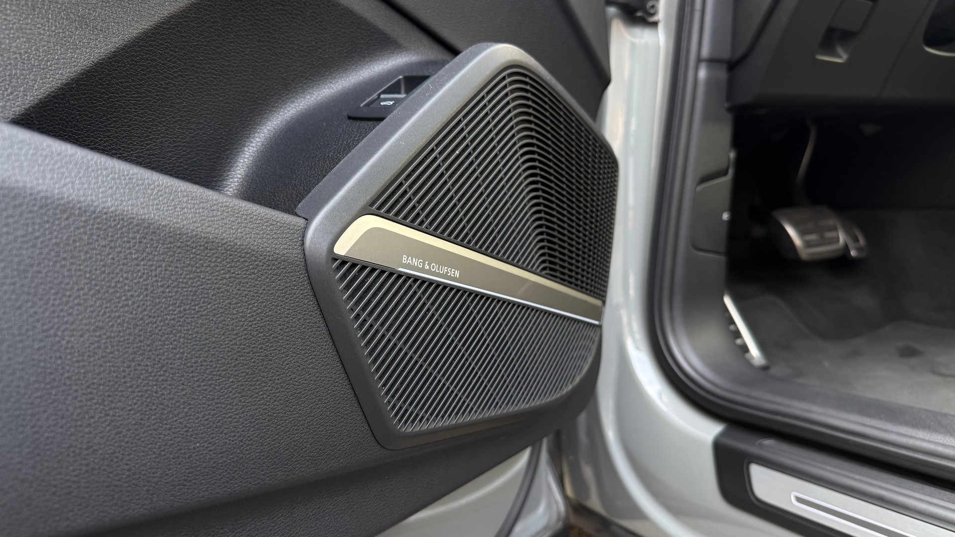 AUDI SQ5 TDI quattro tiptronic-image-9