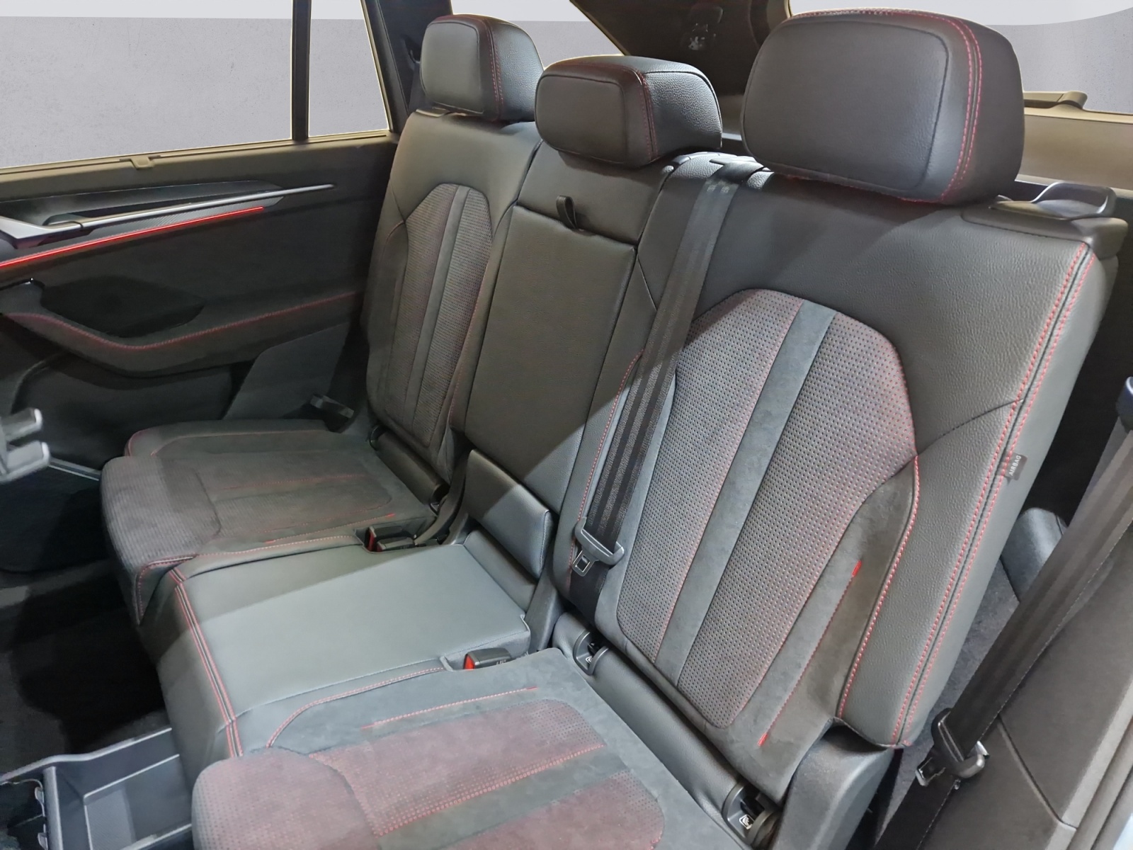 SKODA Kodiaq 2.0 TSI RS 4x4-image-11