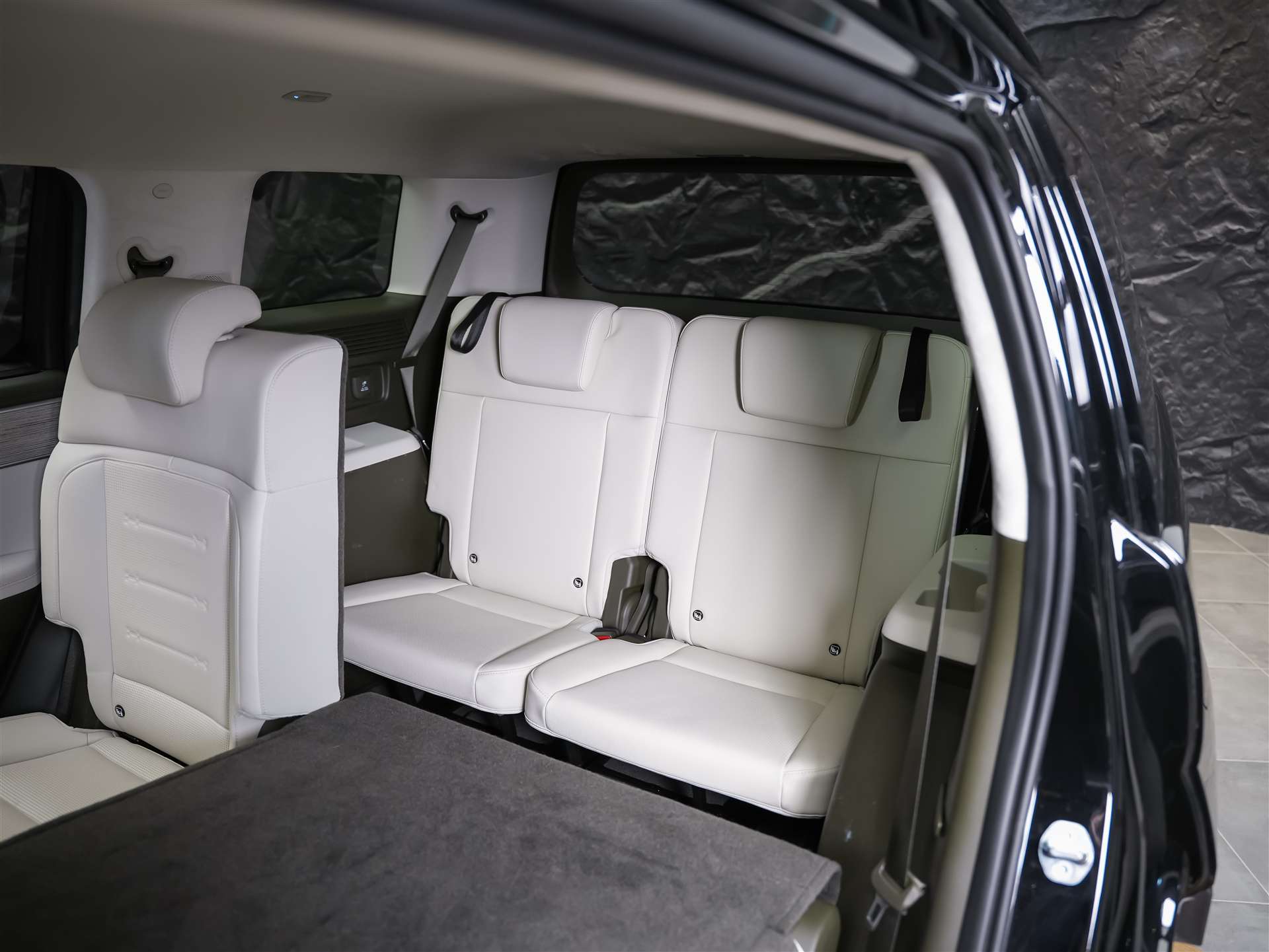 HYUNDAI Santa Fe 1.6 T-GDi PHEV Vertex 4WD Automatic *Facelift*7 Sitze*Sitzbelüftung*-image-13