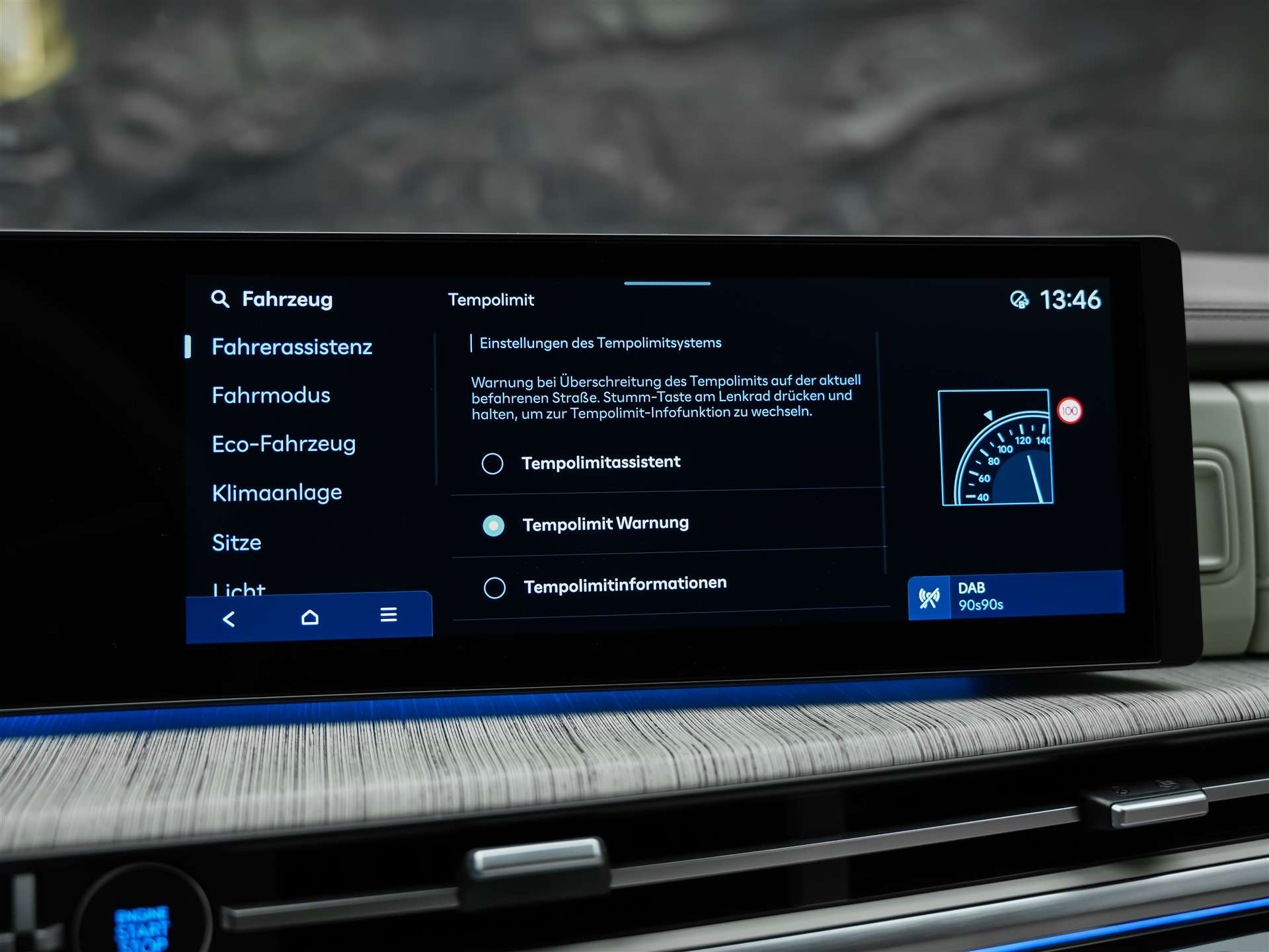 HYUNDAI Santa Fe 1.6 T-GDi PHEV Vertex 4WD Automatic *Facelift*7 Sitze*Sitzbelüftung*-image-41