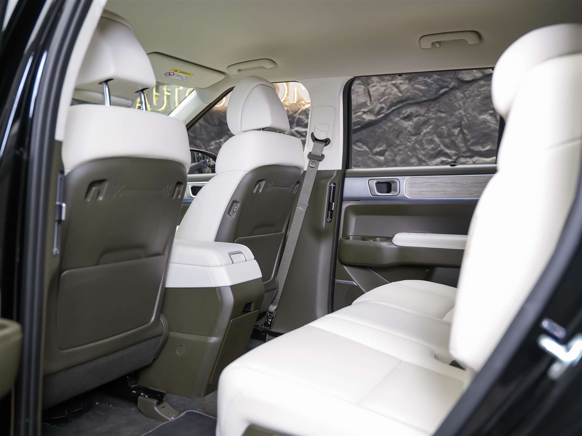 HYUNDAI Santa Fe 1.6 T-GDi PHEV Vertex 4WD Automatic *Facelift*7 Sitze*Sitzbelüftung*-image-10