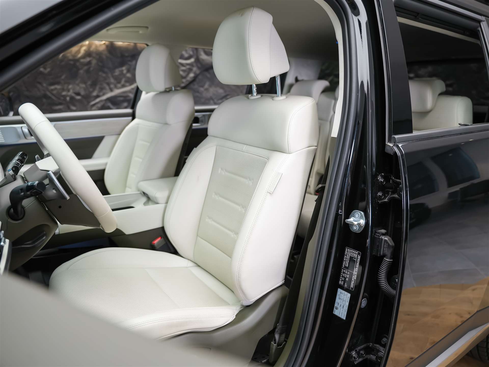 HYUNDAI Santa Fe 1.6 T-GDi PHEV Vertex 4WD Automatic *Facelift*7 Sitze*Sitzbelüftung*-image-9