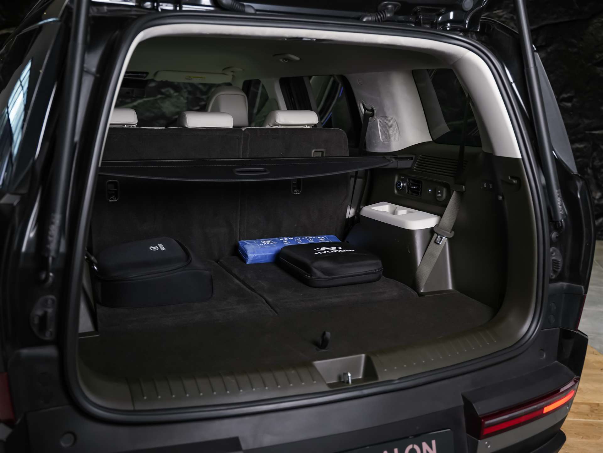 HYUNDAI Santa Fe 1.6 T-GDi PHEV Vertex 4WD Automatic *Facelift*7 Sitze*Sitzbelüftung*-image-46