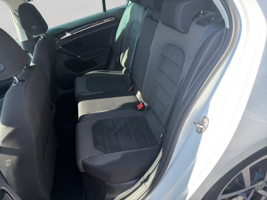 VW Golf 1.5 TSI EVO High-image-13