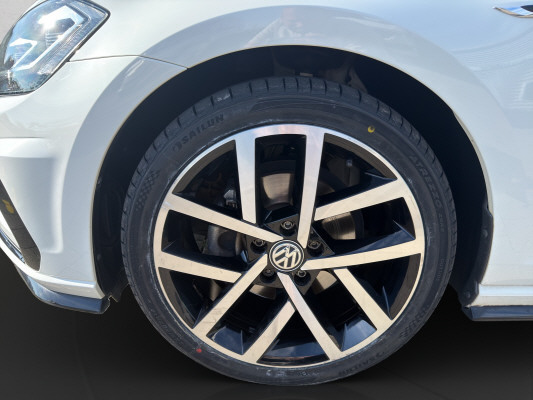 VW Golf 1.5 TSI EVO High-image-5