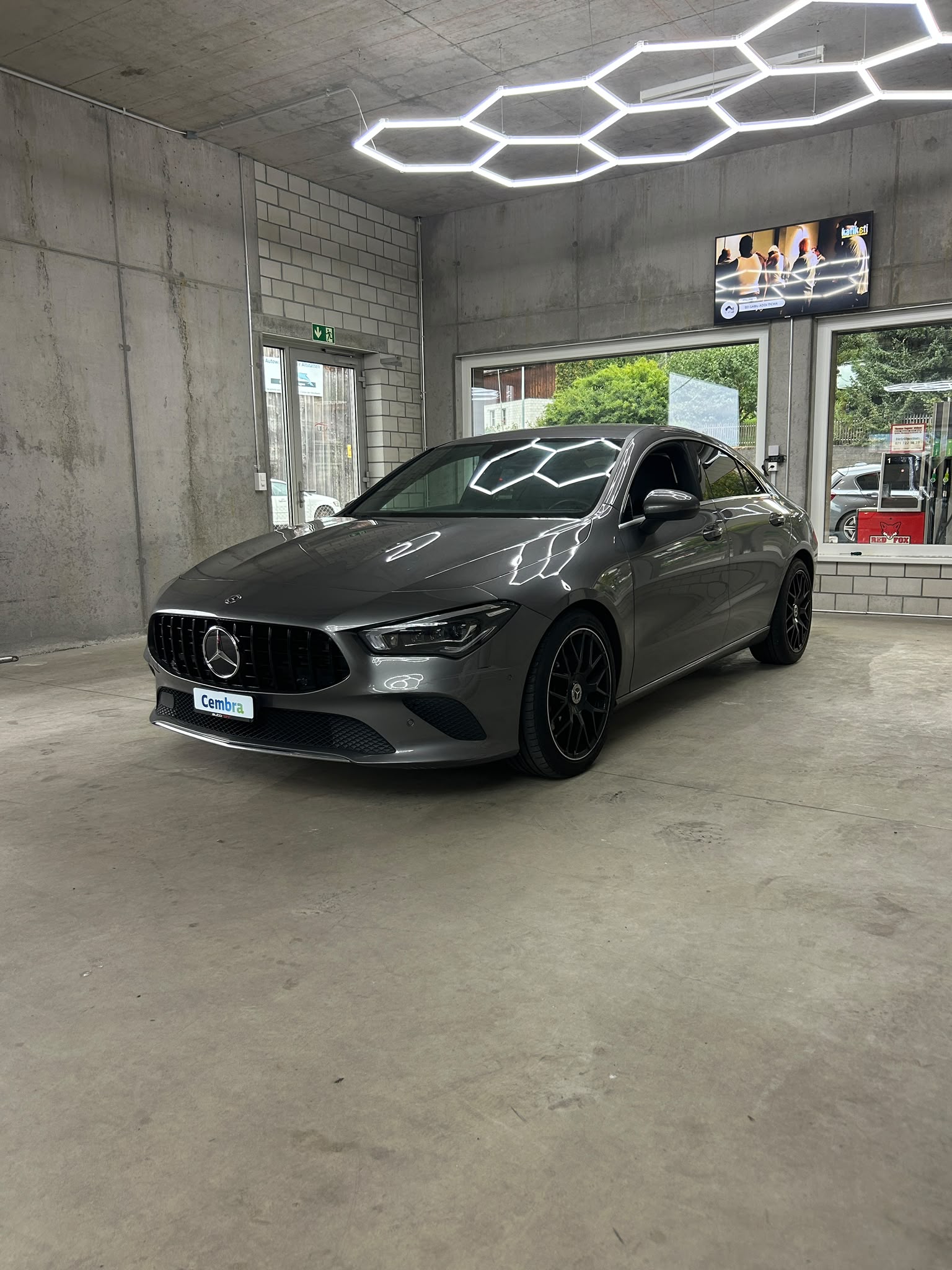 MERCEDES-BENZ CLA 200 Progressive 7G-DCT-image-0