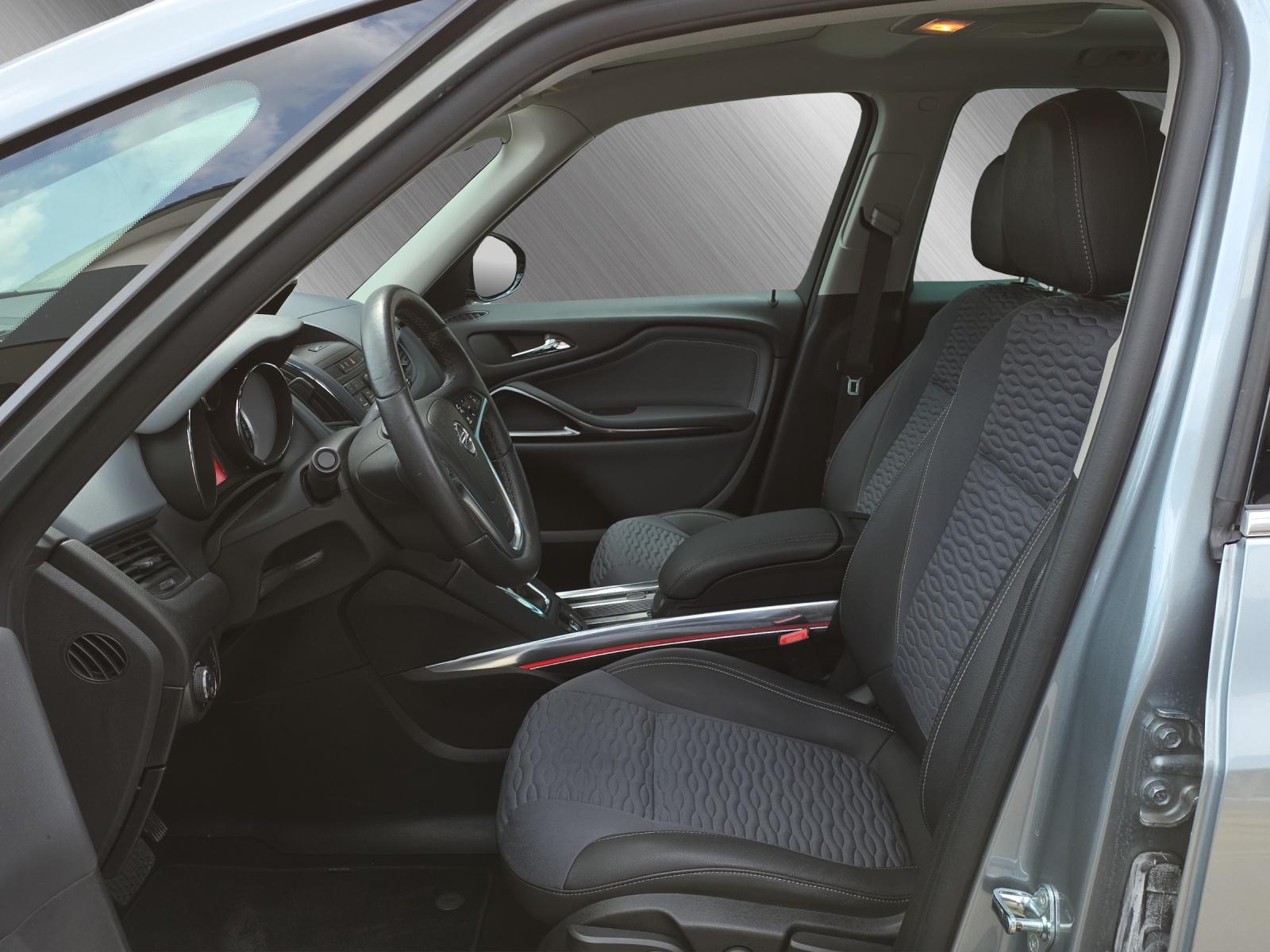 OPEL Zafira Tourer 1.6T eTEC Cosmo-image-8