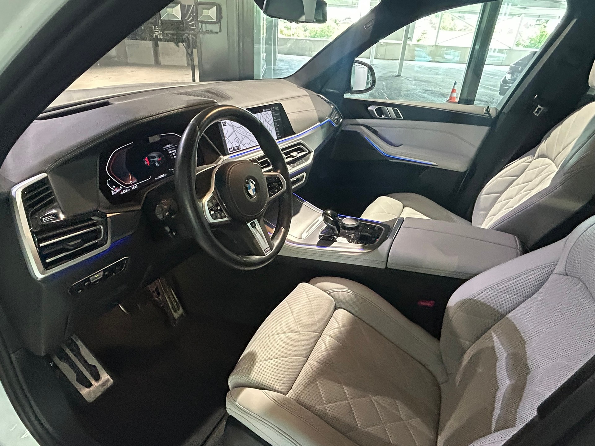 BMW X5 xDrive 48V 30d M Sport Steptronic-image-25