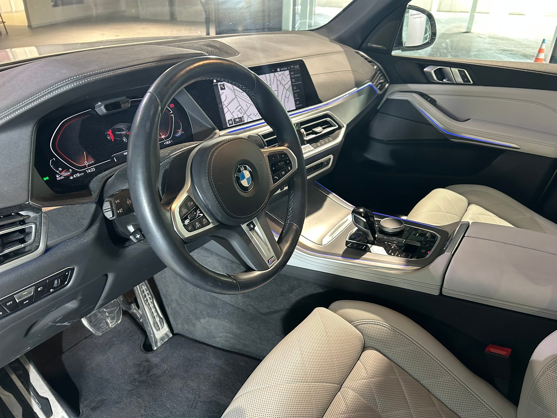 BMW X5 xDrive 48V 30d M Sport Steptronic-image-28