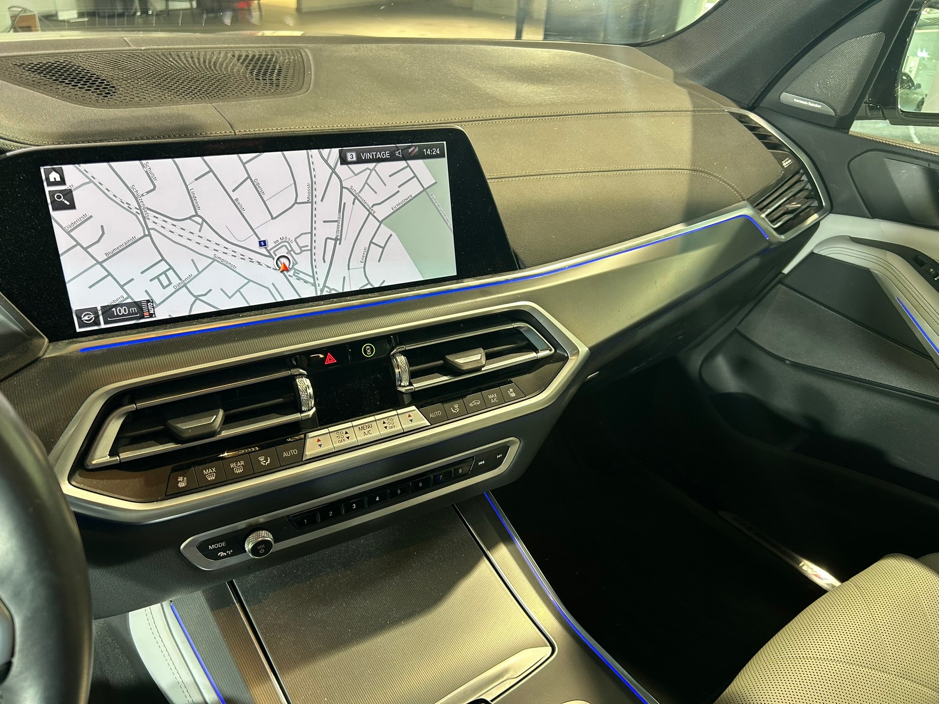 BMW X5 xDrive 48V 30d M Sport Steptronic-image-29