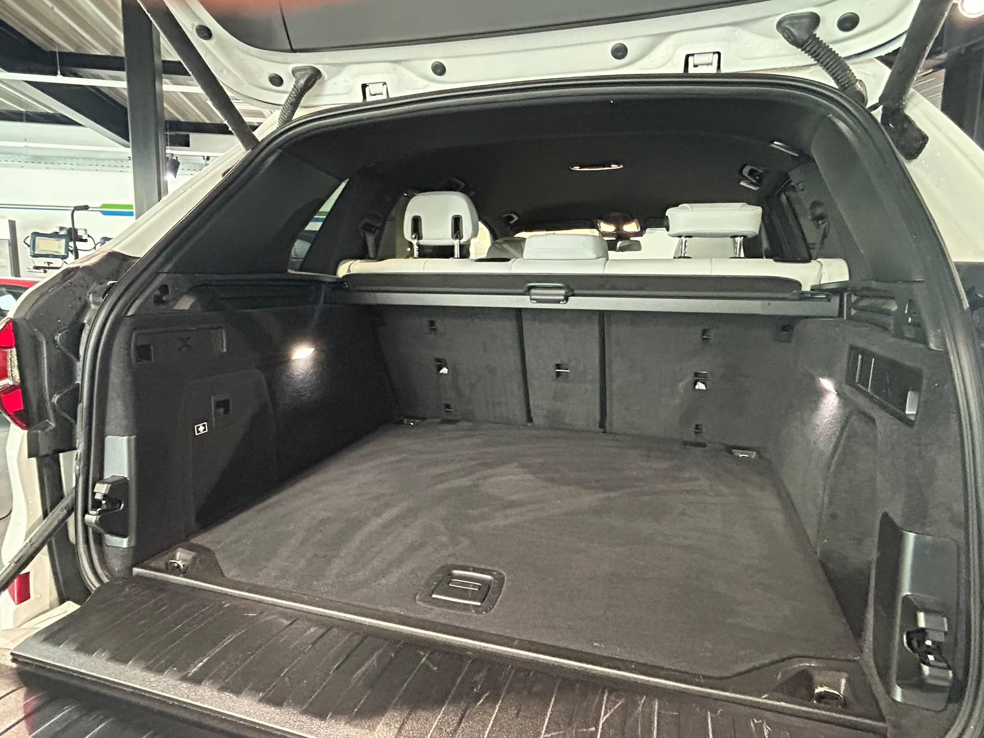 BMW X5 xDrive 48V 30d M Sport Steptronic-image-23