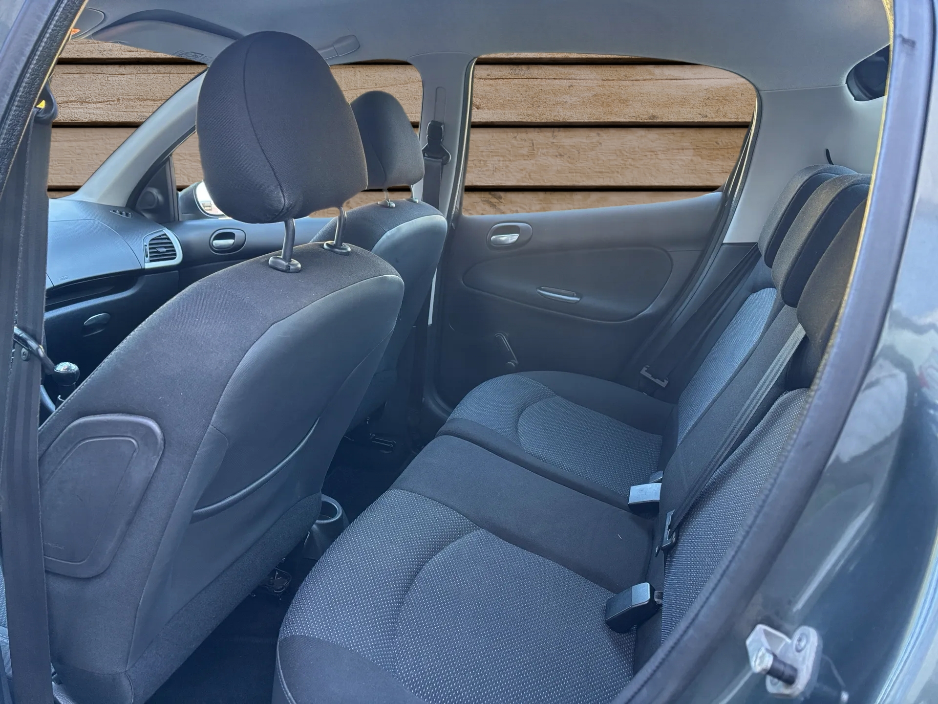 PEUGEOT 206+ 1.4 Trendy-image-5