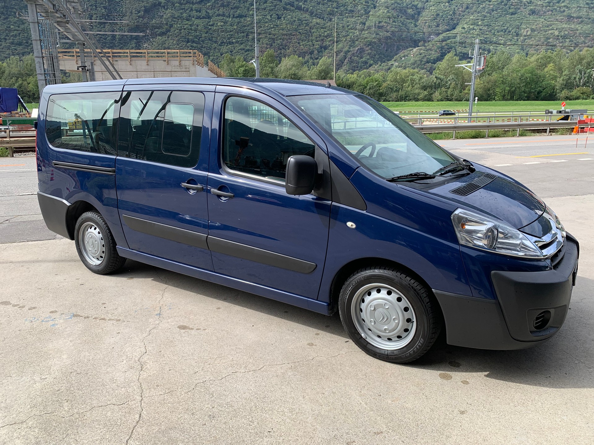CITROEN Jumpy 2.0 HDi L1H1 Exclusive A-image-2