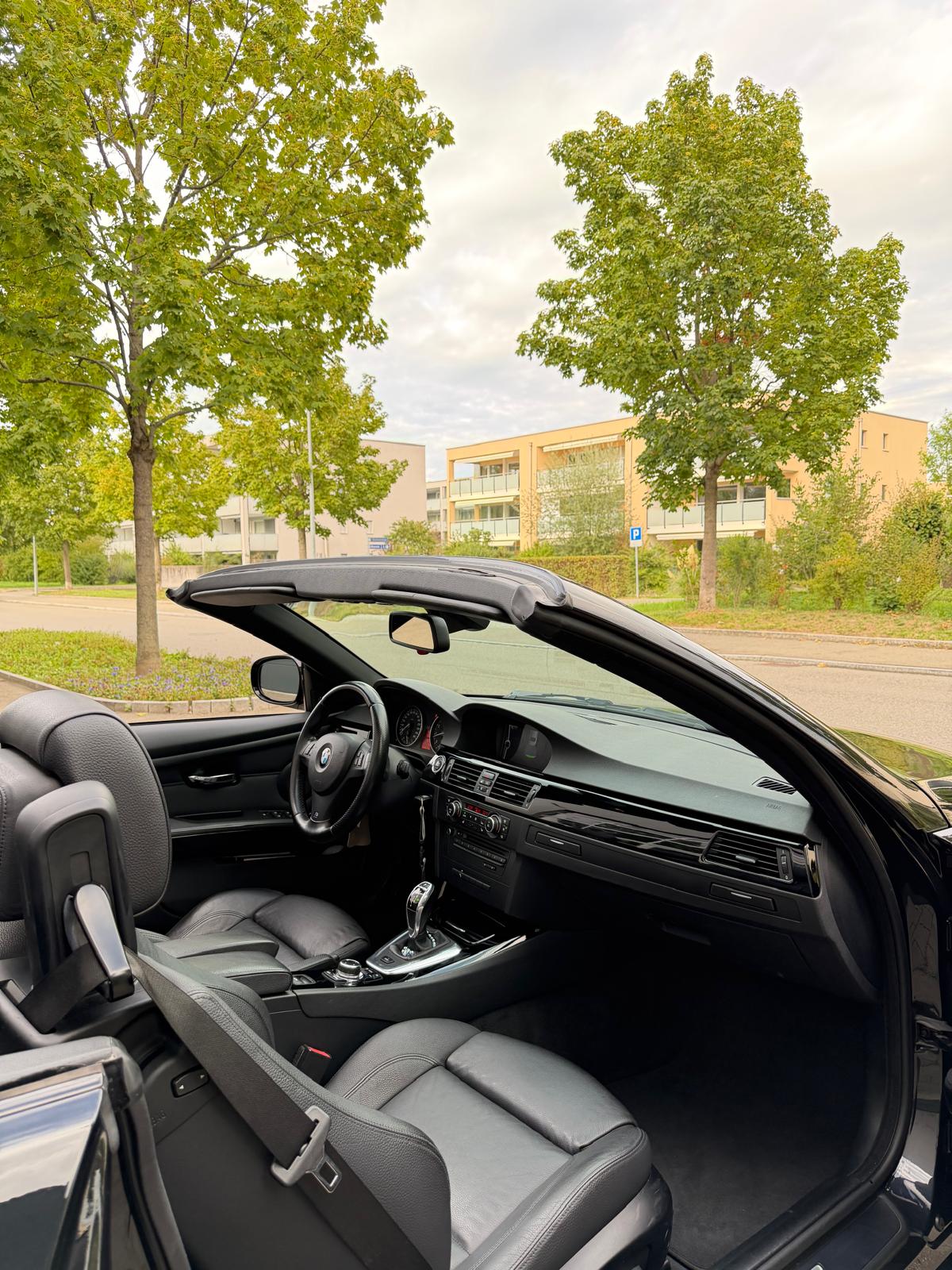 BMW 335i Cabriolet DSG-image-5