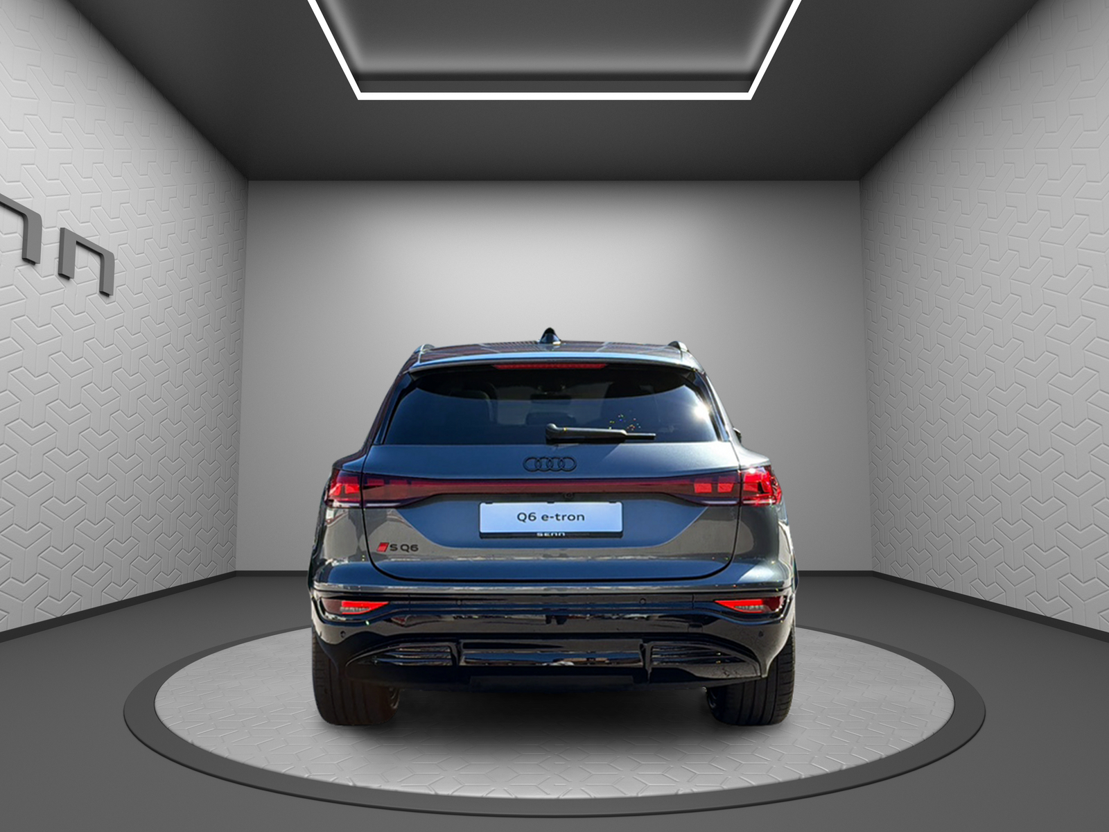 AUDI SQ6 e-tron quattro-image-4