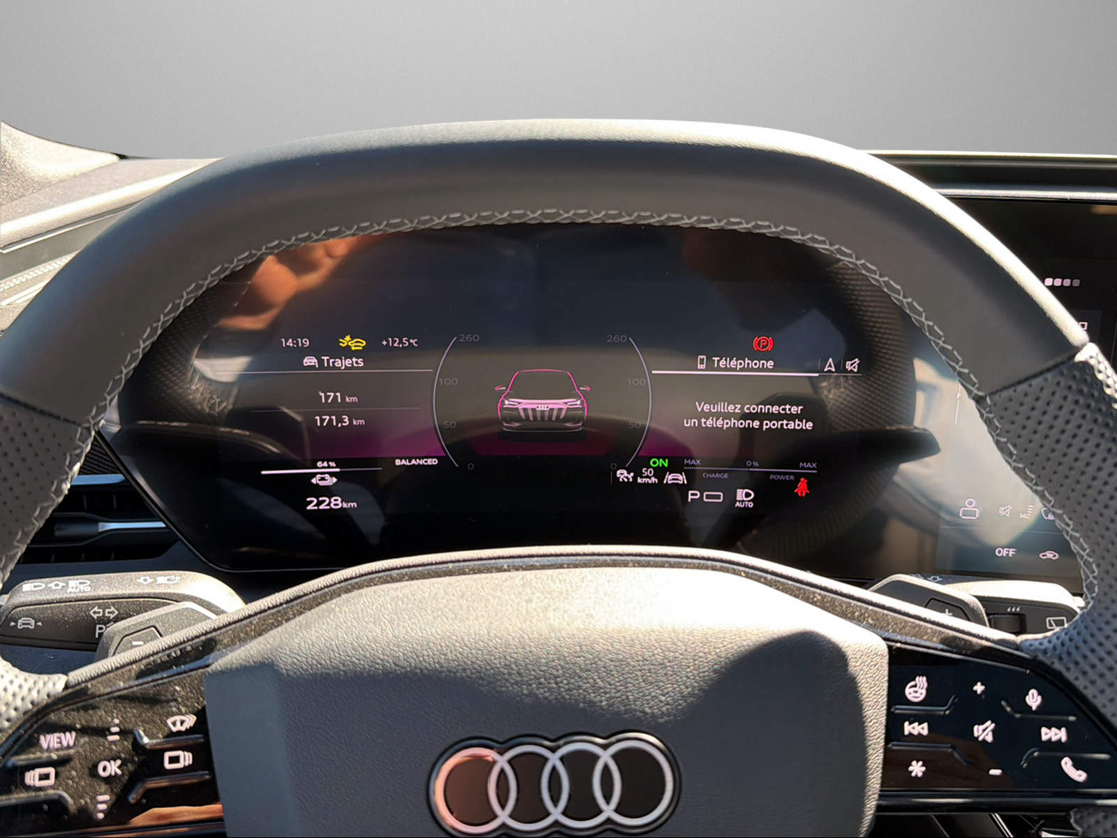 AUDI SQ6 e-tron quattro-image-8