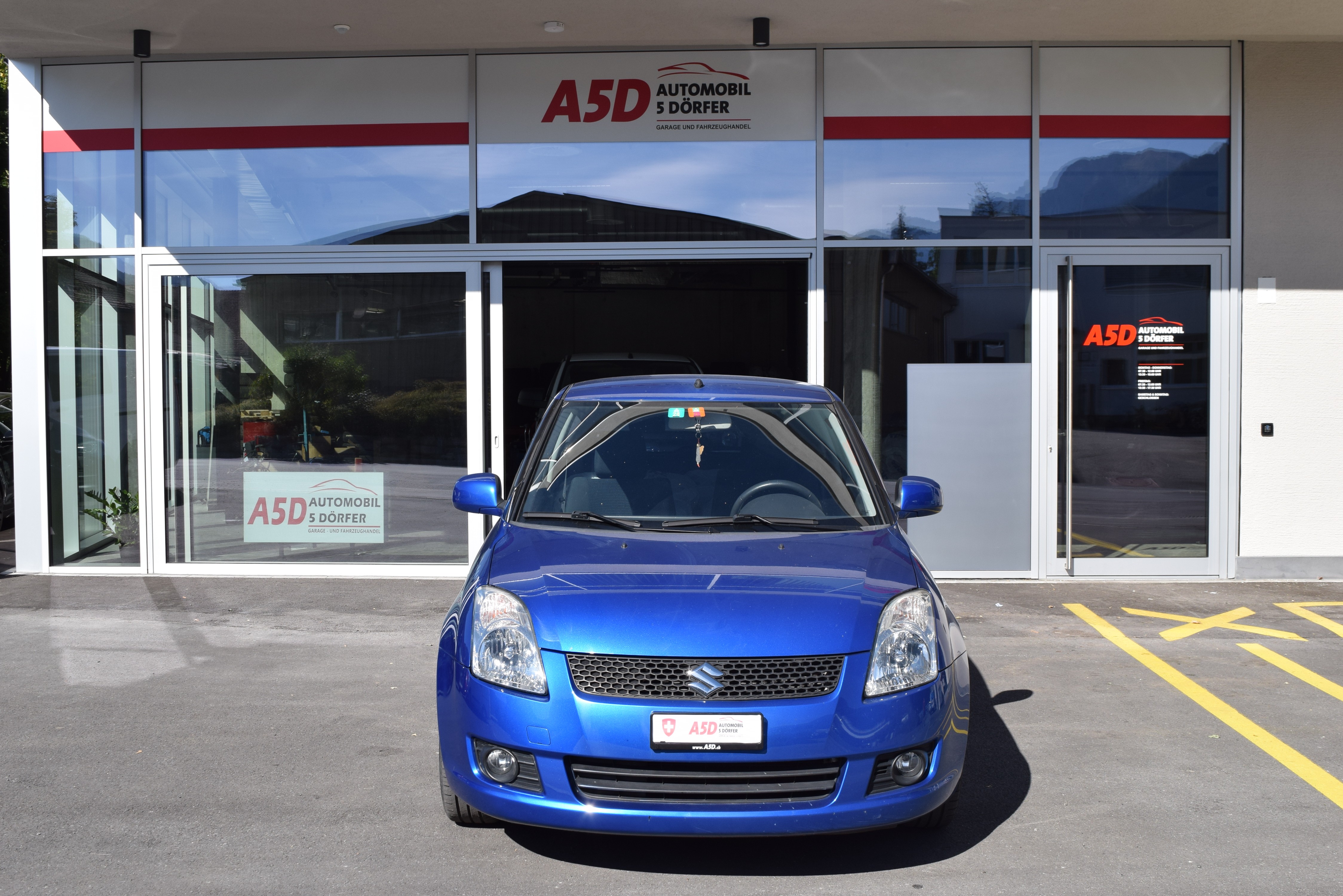 Car photo