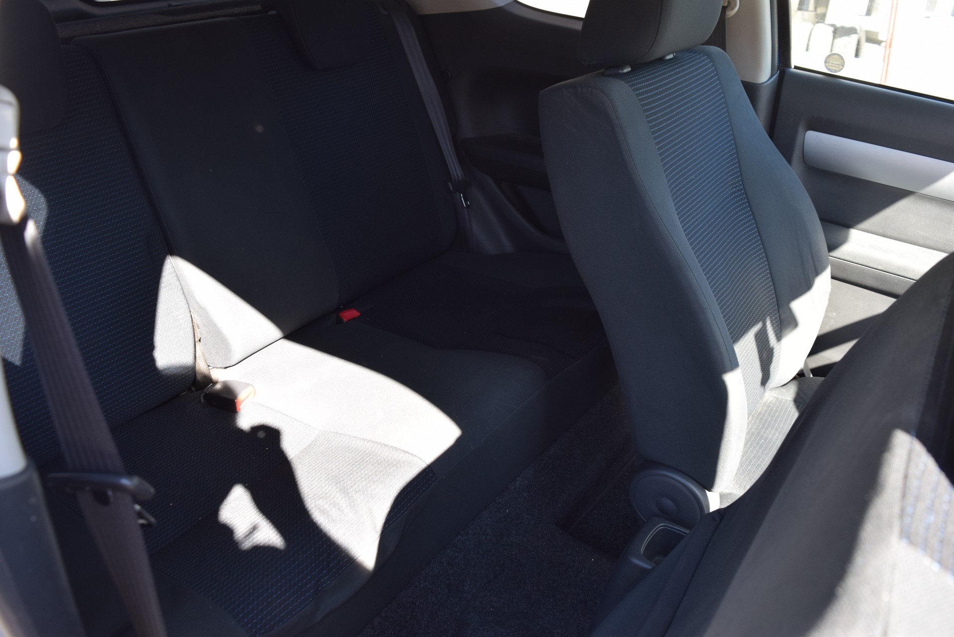 SUZUKI Swift 1.3i 16V GL Top-image-10