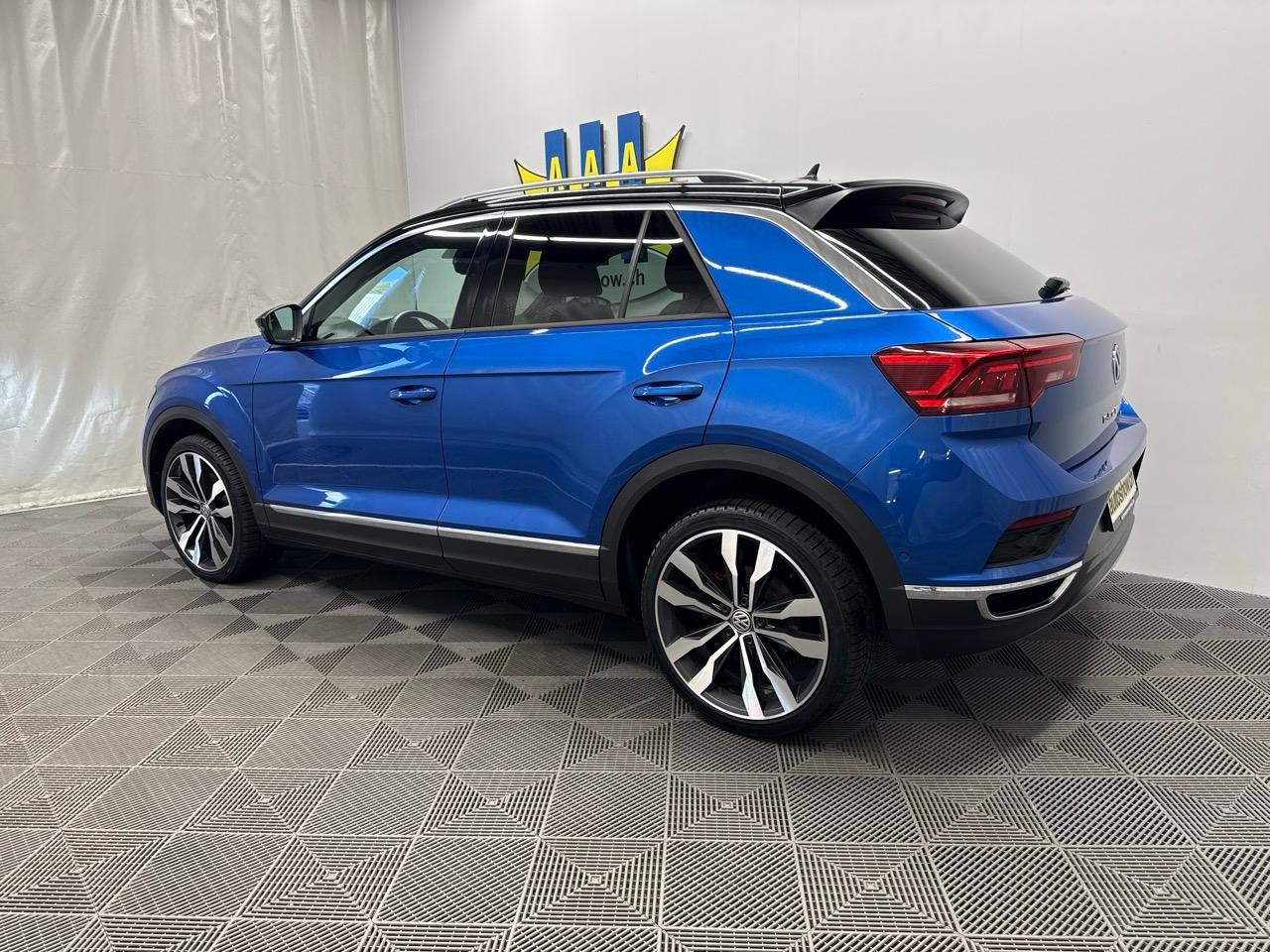 VW T-Roc 2.0 TSI Advance DSG 4Motion-showroom-element-1
