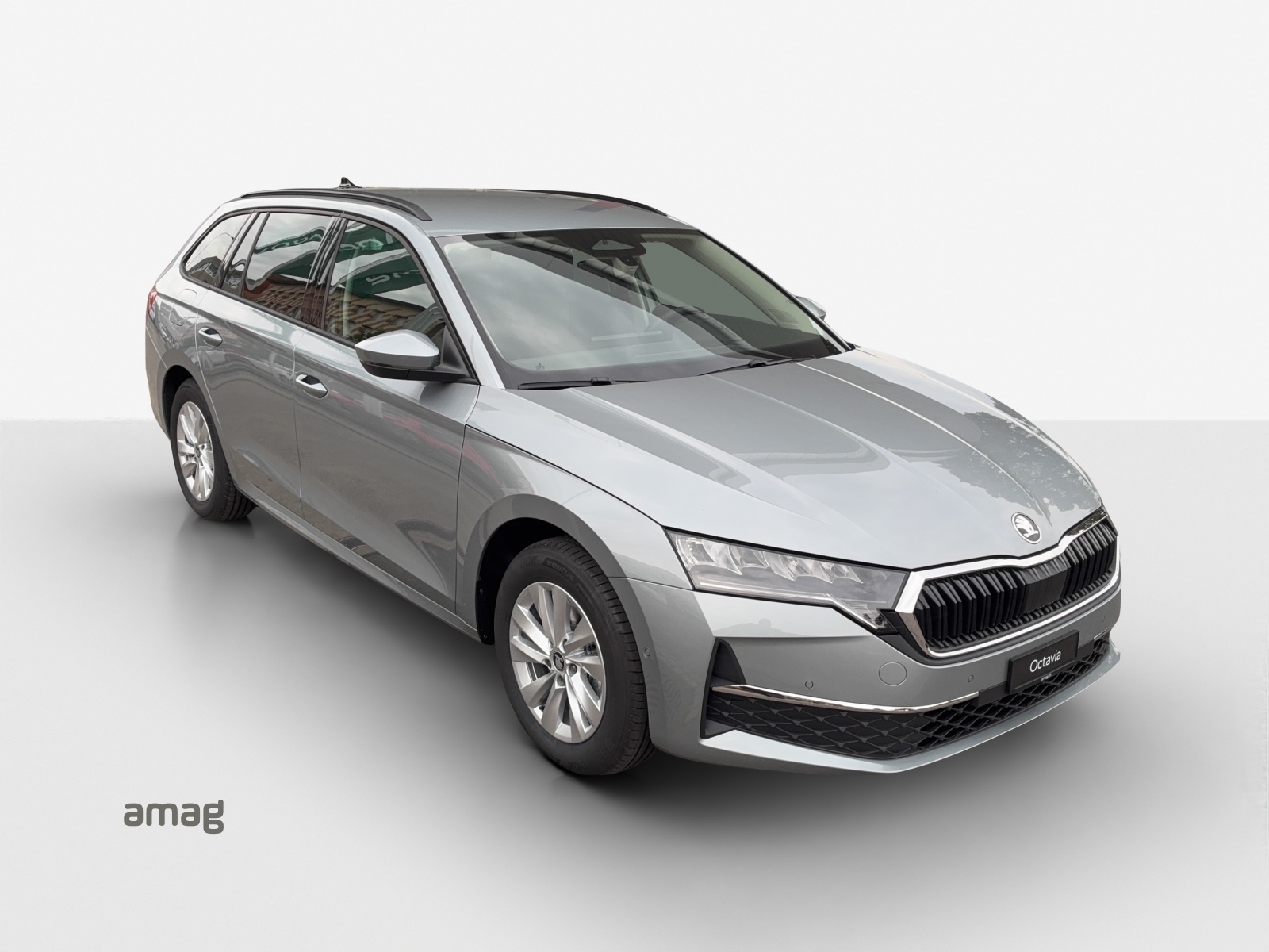 SKODA Octavia Combi 1.5 TSI mHEV DSG Dynamic-image-5