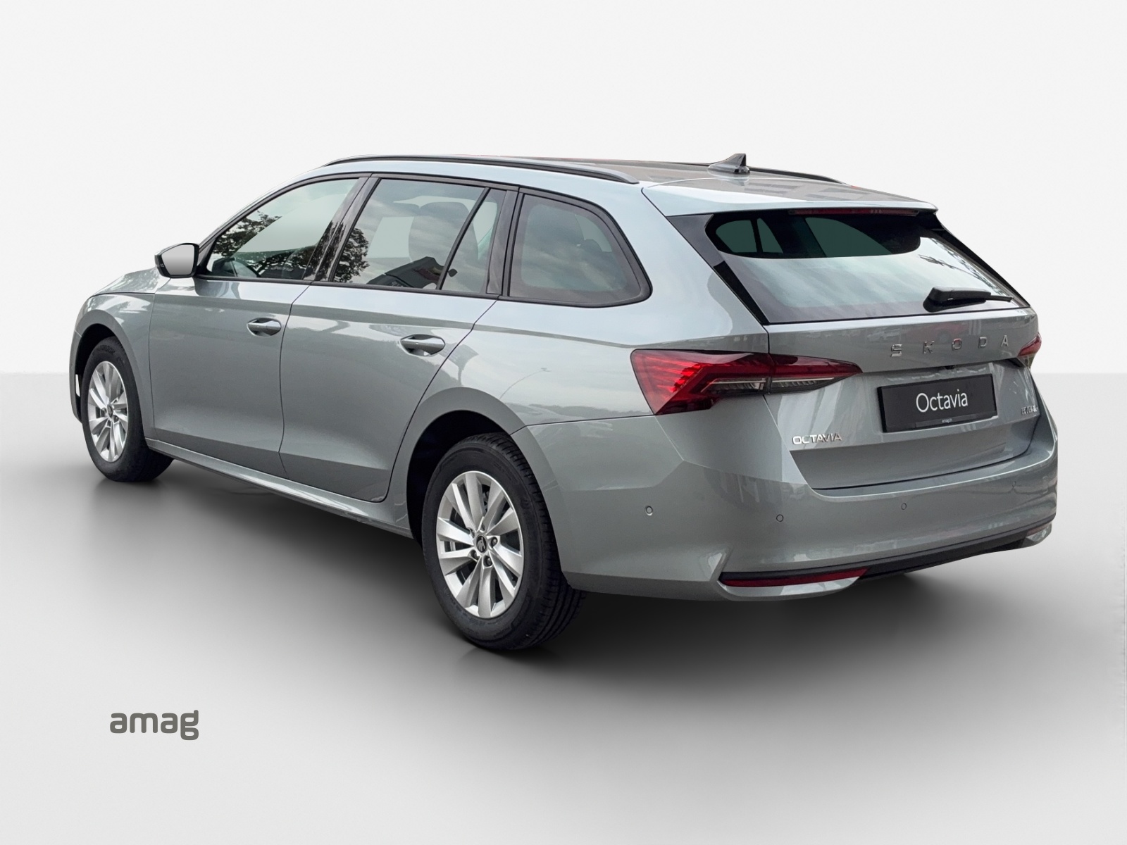 SKODA Octavia Combi 1.5 TSI mHEV DSG Dynamic-showroom-element-2