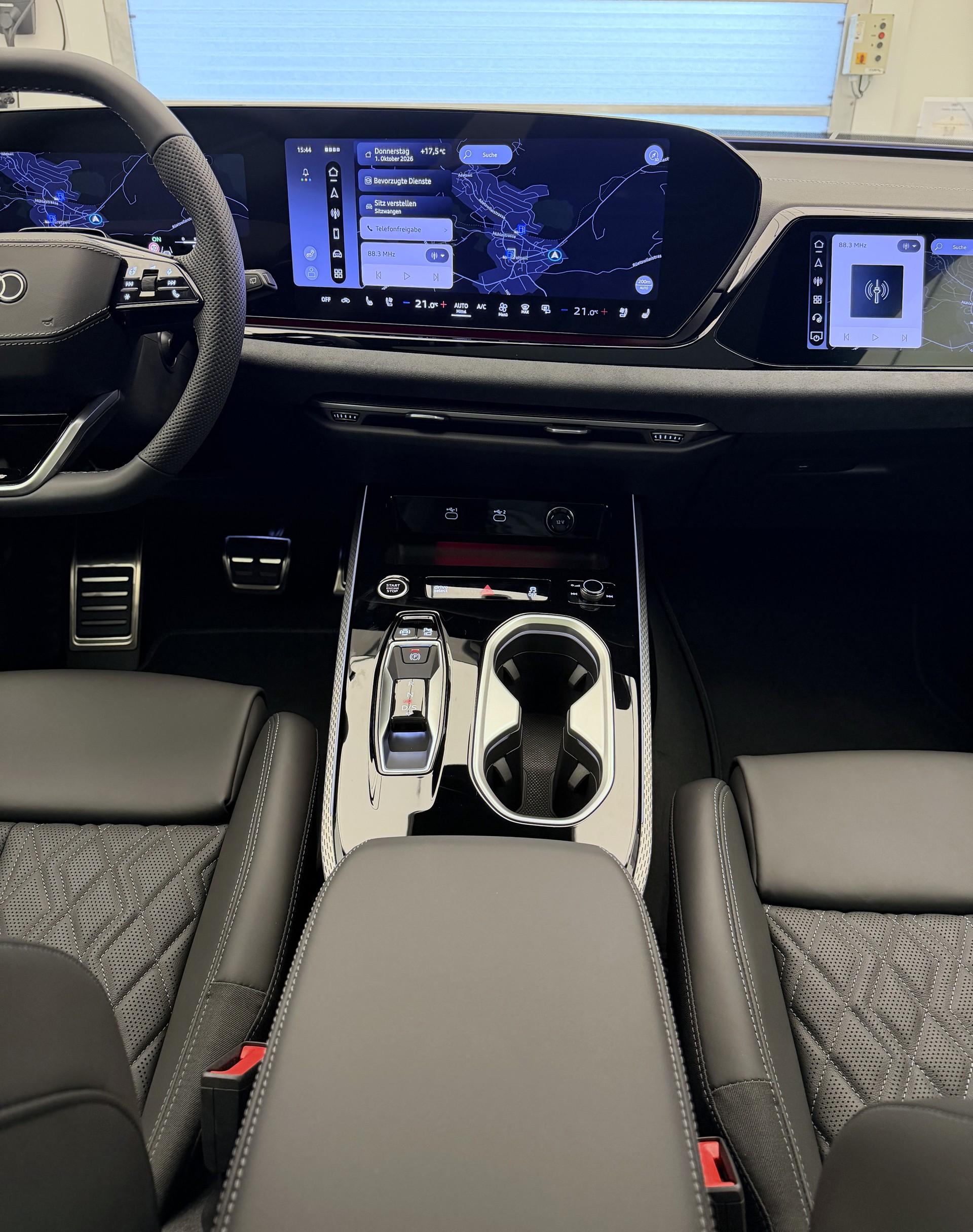 AUDI A6 allroad TDI quattro 220 kW S tronic-image-12