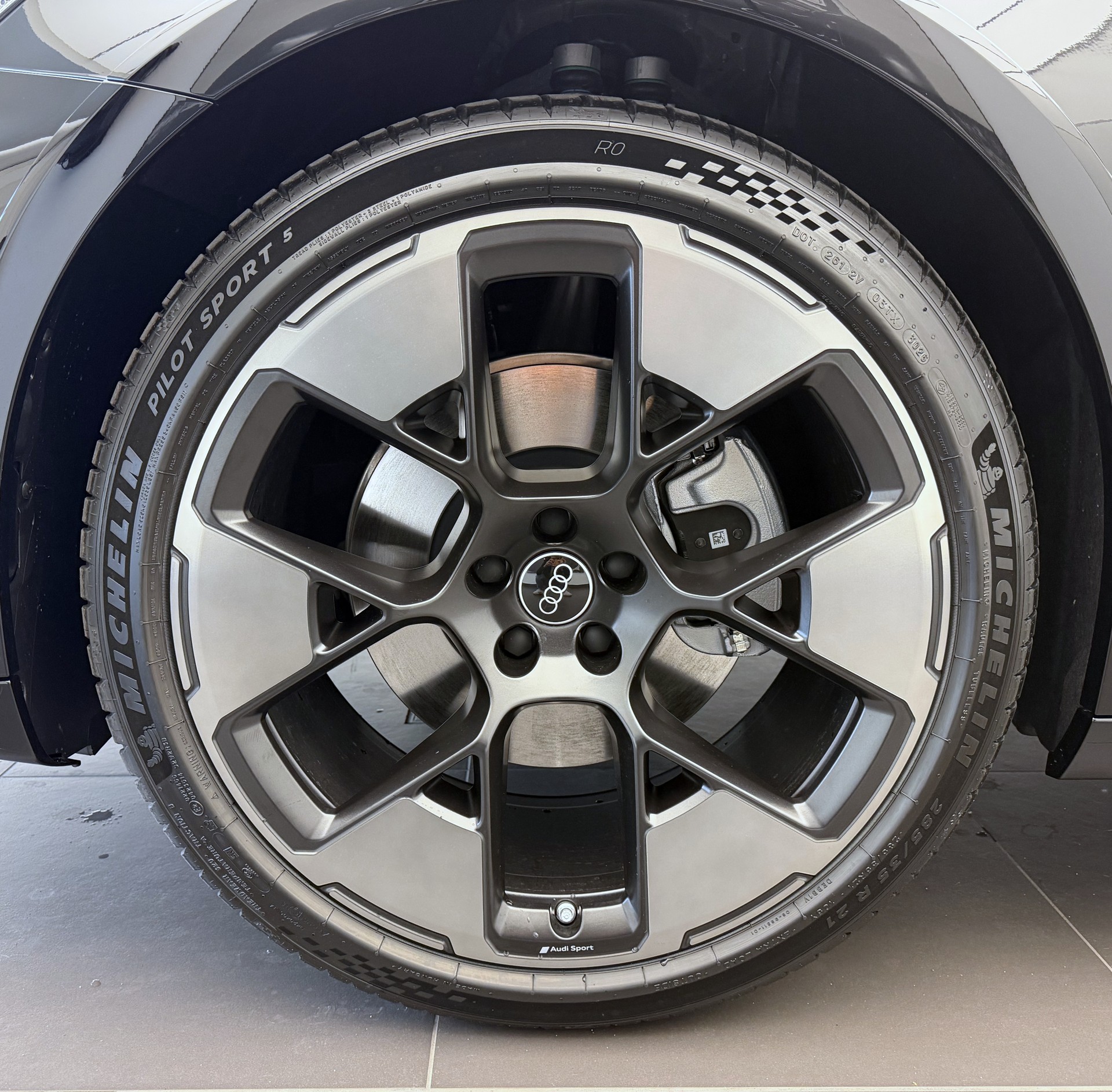 AUDI A6 allroad TDI quattro 220 kW S tronic-image-2
