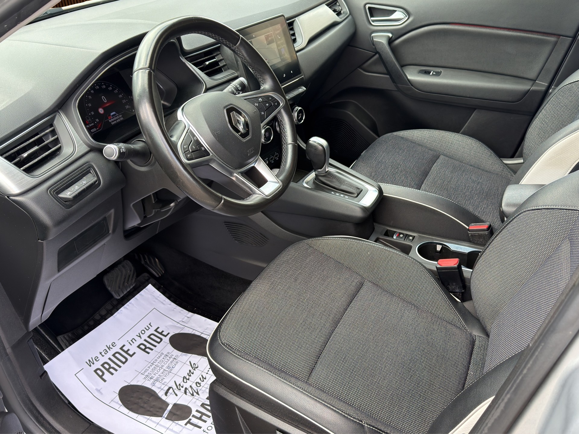 RENAULT Captur 1.3 TCe EDC Edition 1 EDC-image-12