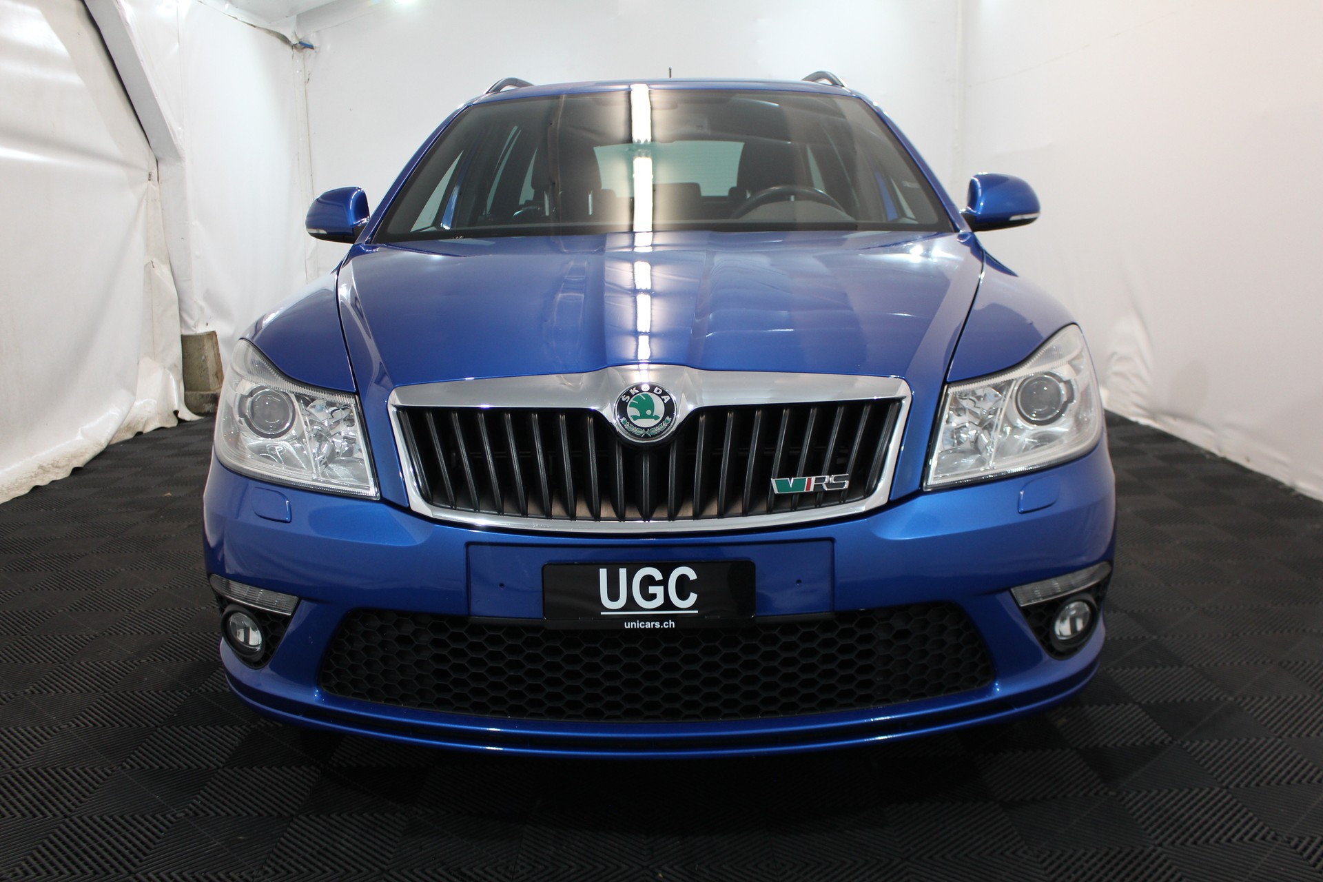 SKODA Octavia Combi 2.0 TDI RS DSG-showroom-element-1