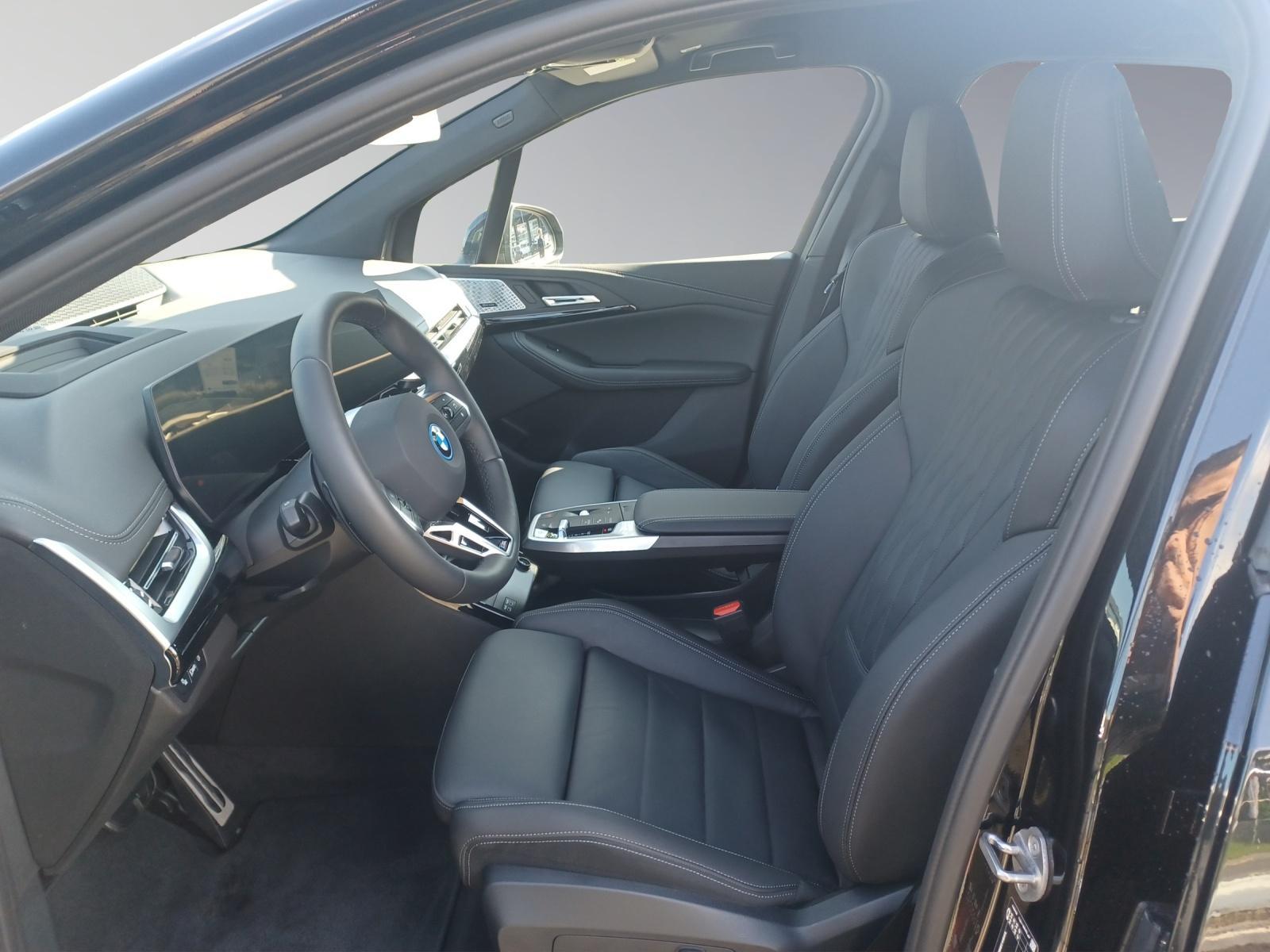 BMW 230e xDrive Active Tourer MSport-image-9