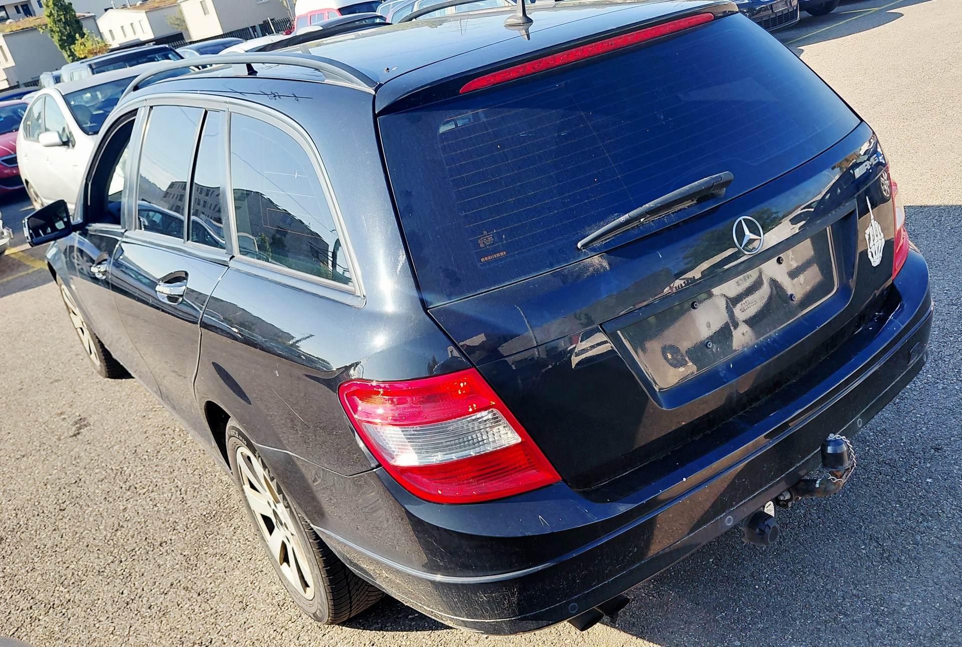 MERCEDES-BENZ C 180 CGI BlueEfficiency Avantgarde Automatic-image-5