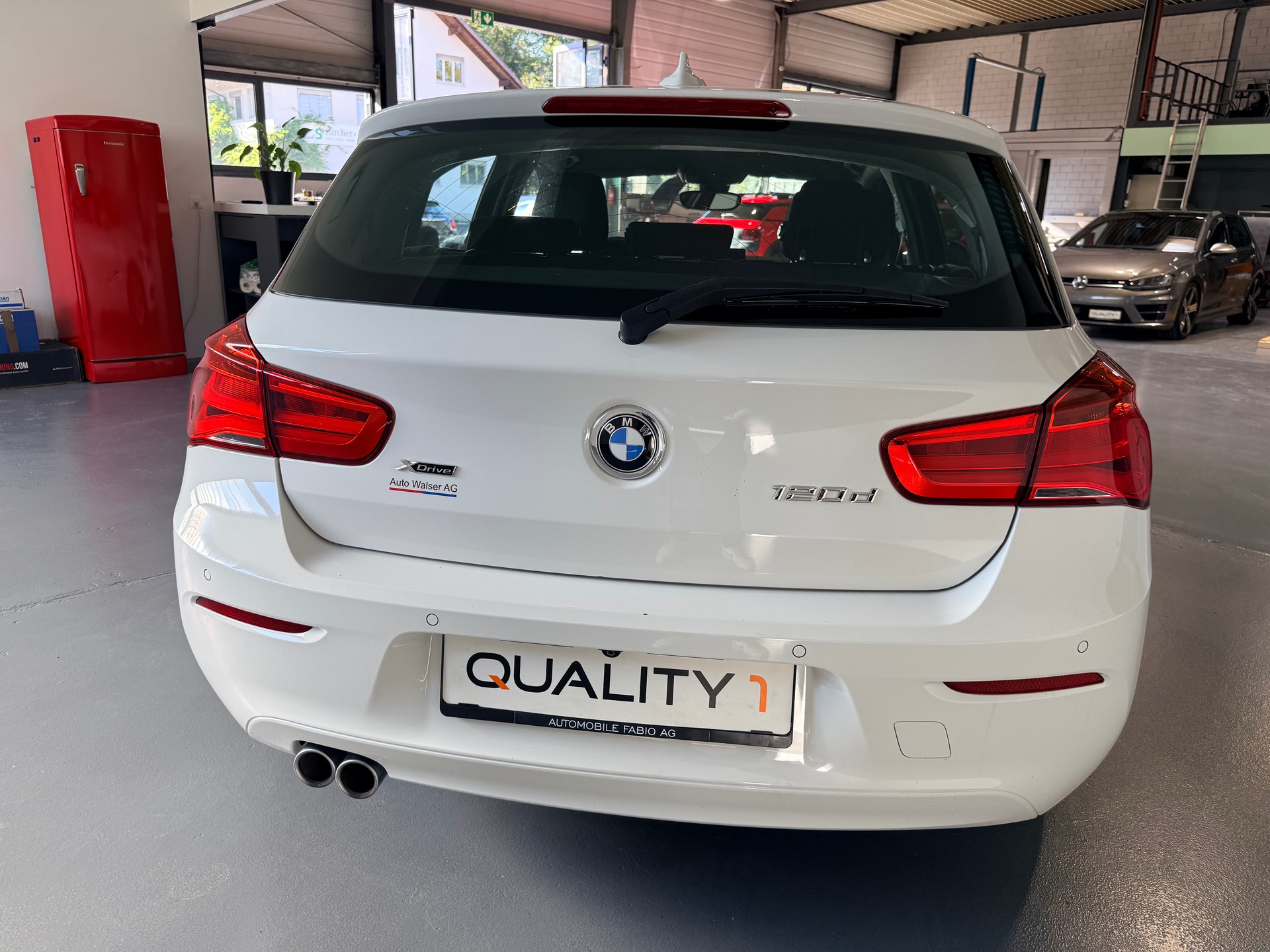 BMW 120d xDrive Steptronic-image-5