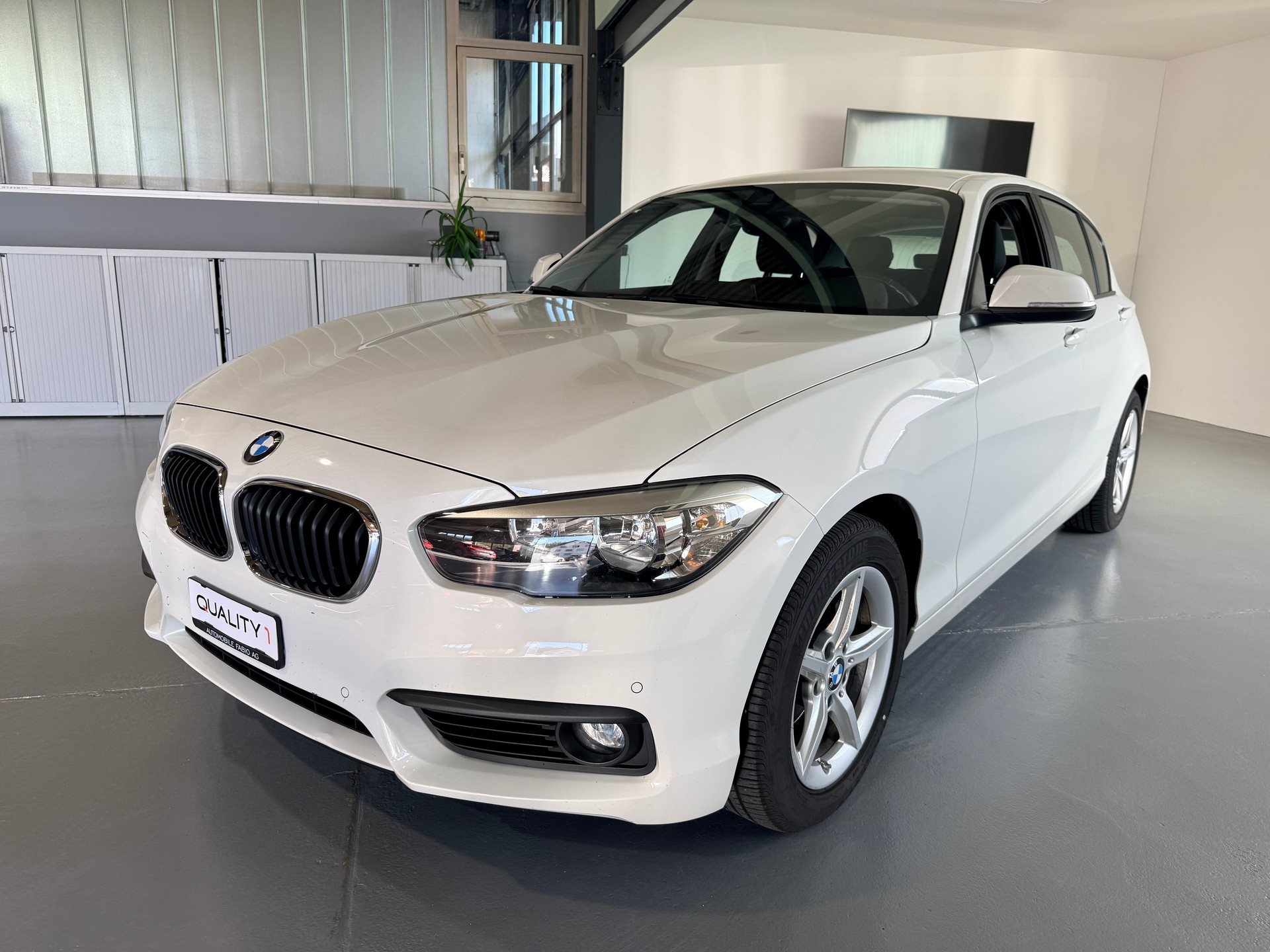 BMW 120d xDrive Steptronic-image-2