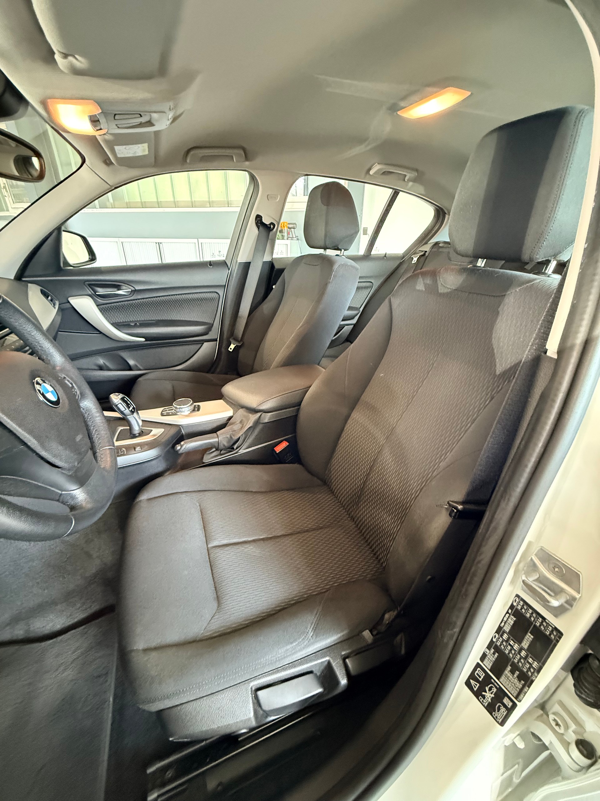 BMW 120d xDrive Steptronic-image-6