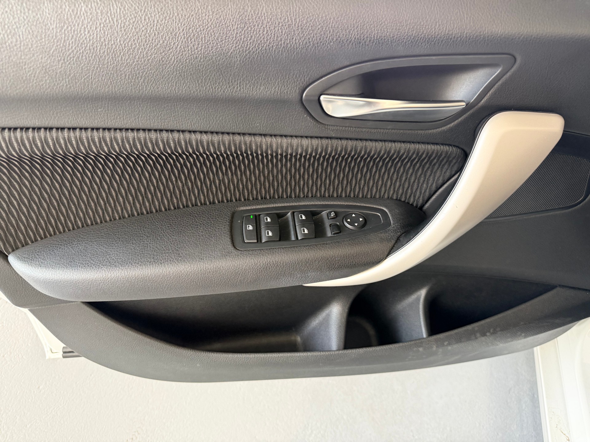BMW 120d xDrive Steptronic-image-10