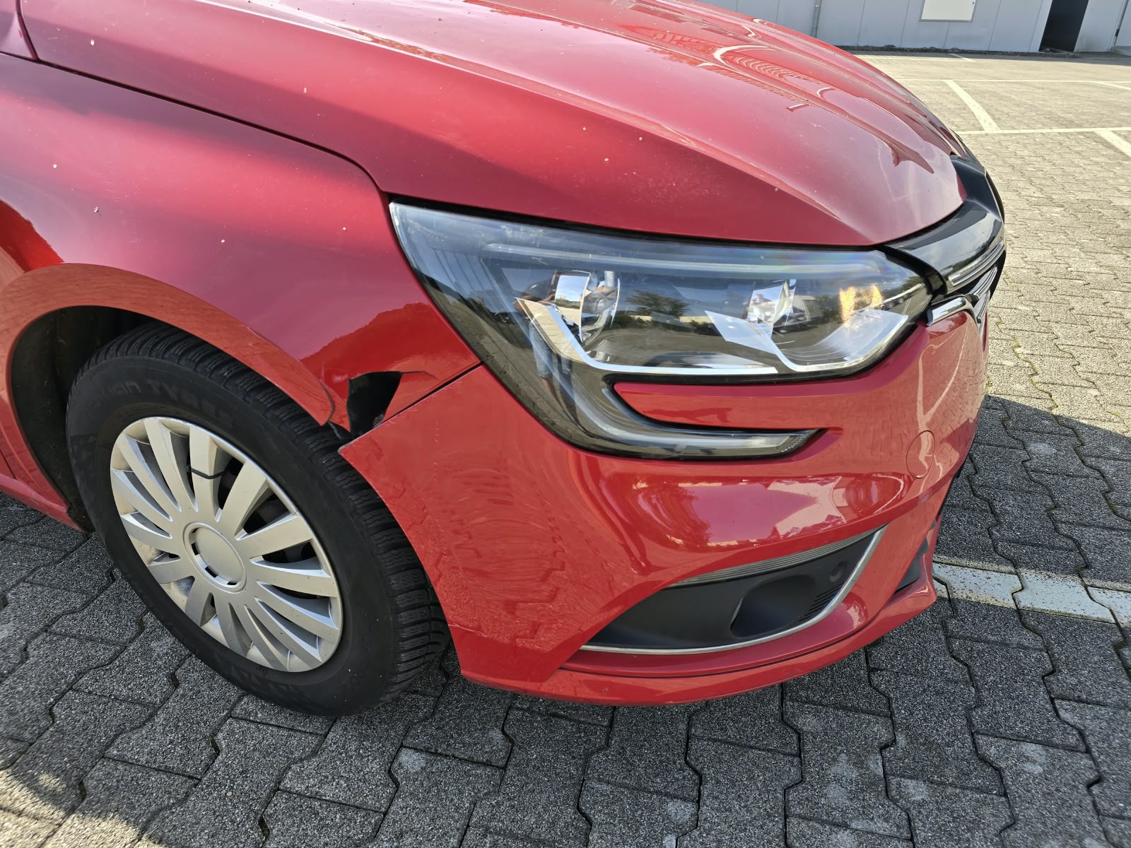 RENAULT Mégane Grandtour 1.5 dCi Business Line EDC-image-5